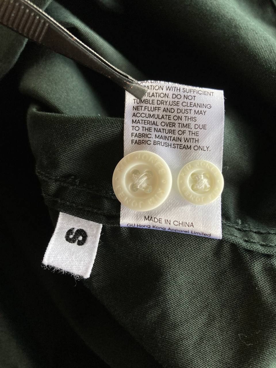 GU × Kim Jones Reissue Strap Military Shirt Size US S / EU 44-46 / 1 - 10 Thumbnail