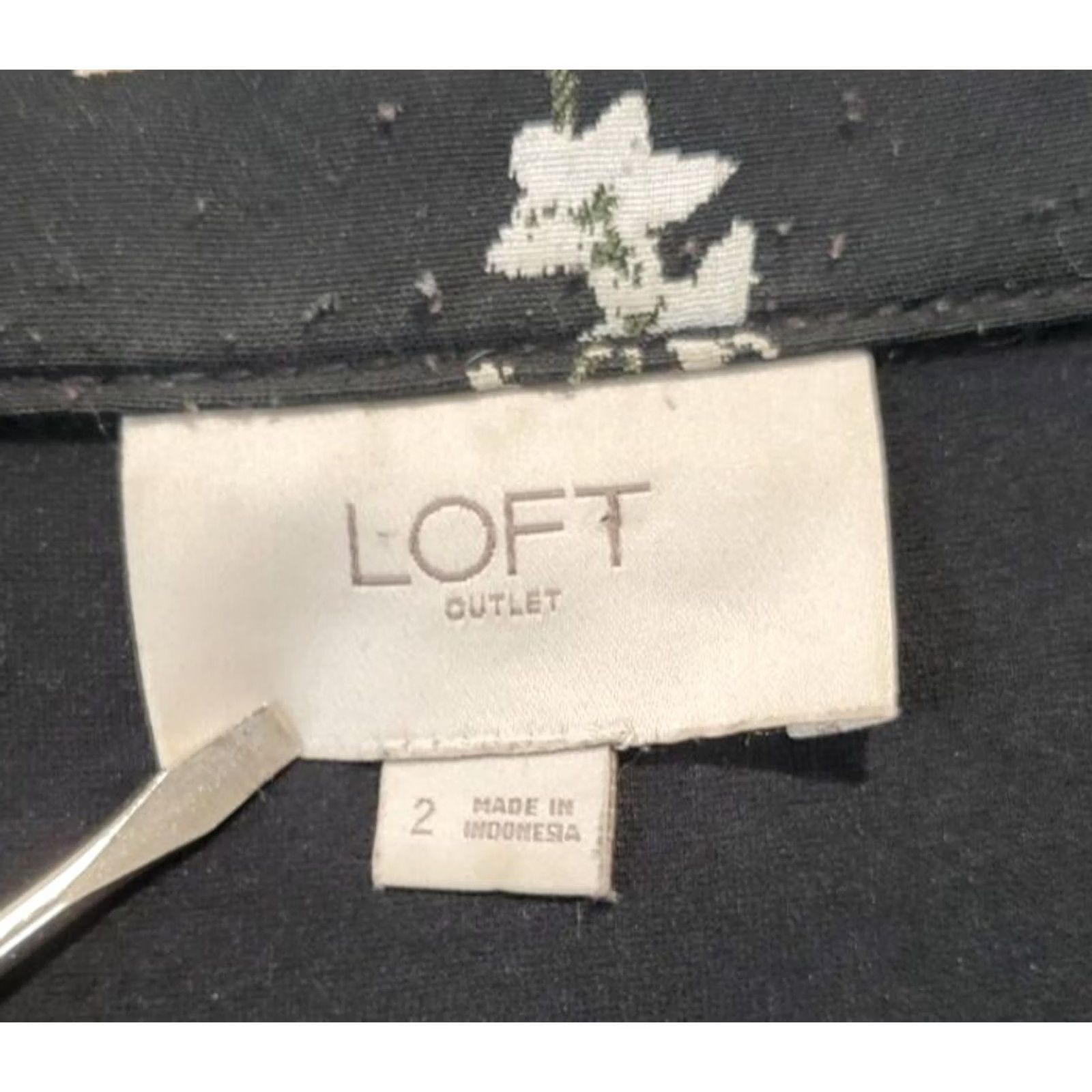 Loft Loft Outlet Blazer Women Black Green Floral Full Zip Denim Cotton Mid-Length Size 2 Style Blazer Regular Long Sleeve Office Casual Womens Size XS / US 0-2 / IT 36-38 - 3 Thumbnail