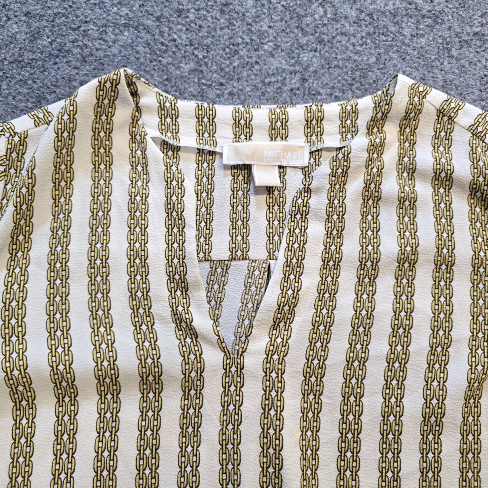 Michael Kors Michael Kors Top Womens Size L White Yellow Chain Link Texture V Neck Casual Blouse Regular Sleeve 3/4 Lightweight Polyester White Womens Size L / US 10 / IT 46 - 2 Thumbnail