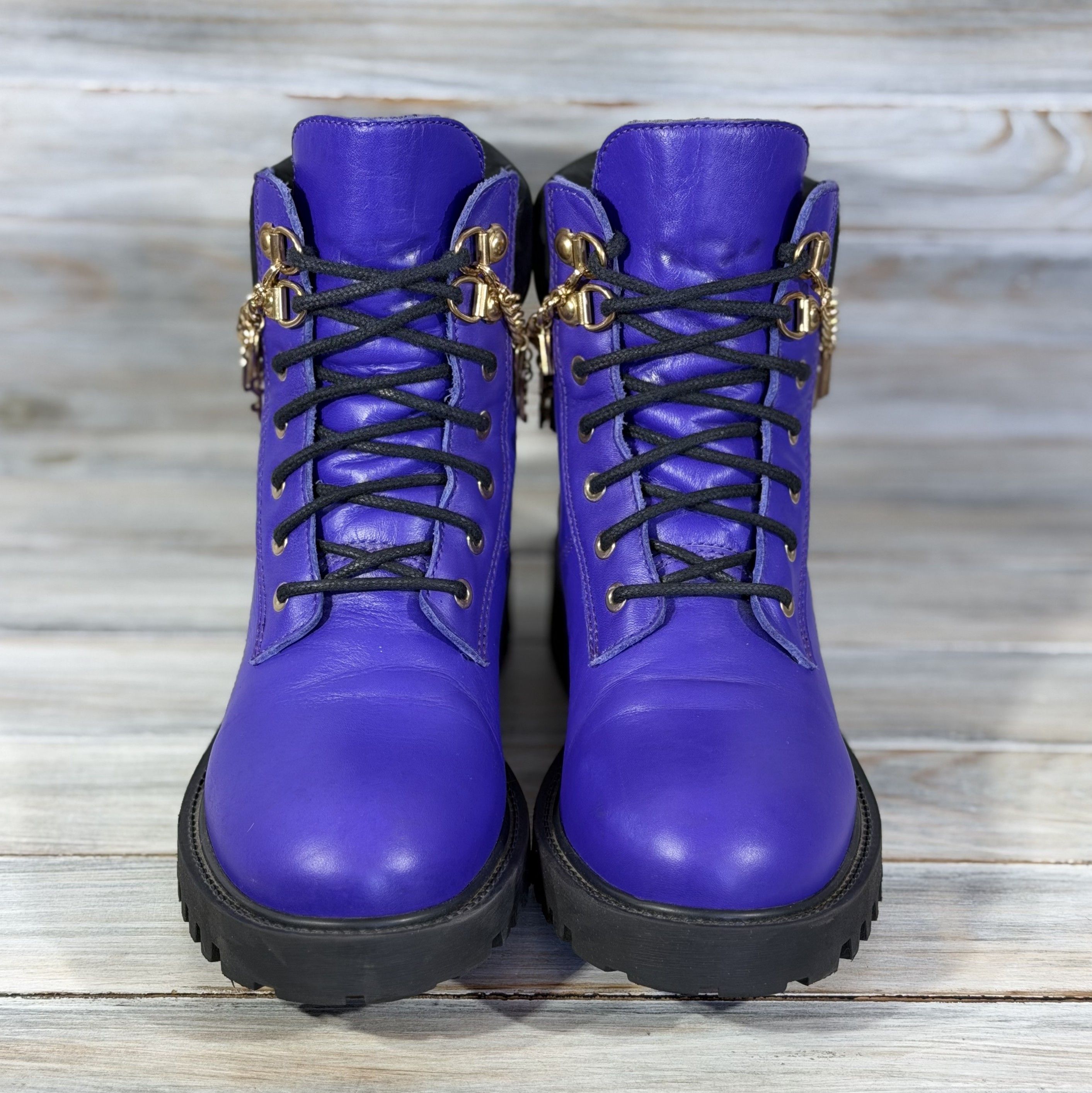 H&M × Moschino H&M x MOSCHINO Leather Boots Ankle Gold Chain LimitedEdition Size US 8 / IT 38 - 21 Thumbnail