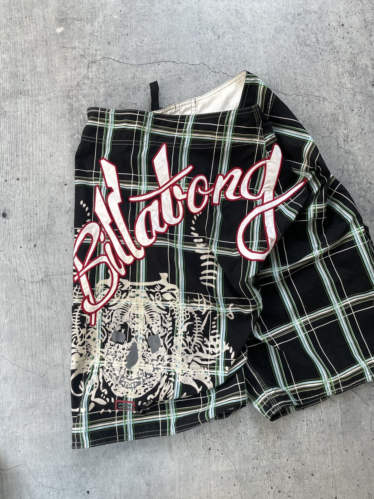 Billabong × Vintage Vintage 90s Billabong shorts art streetwear style size Size US 32 / EU 48 - 6 Thumbnail