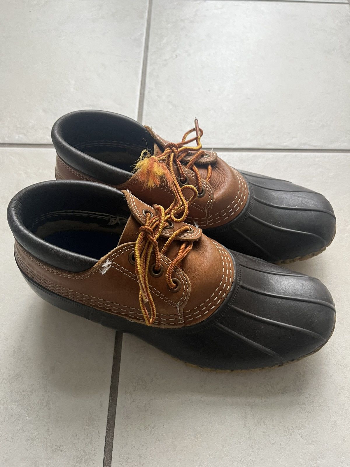 L.L. Bean 90s LL Bean Women’s Leather Gumshoes Low Ankle Duck Boots Size S / US 4 / IT 40 - 2 Thumbnail
