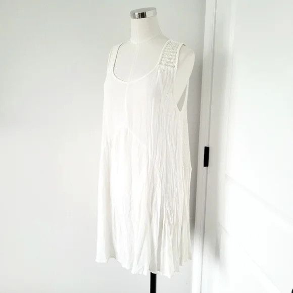 Lovers and Friends Sleeveless Keyhole Gauzy Crochet Trim Trapeze & Swing Dress Size S / US 4 / IT 40 - 3 Thumbnail