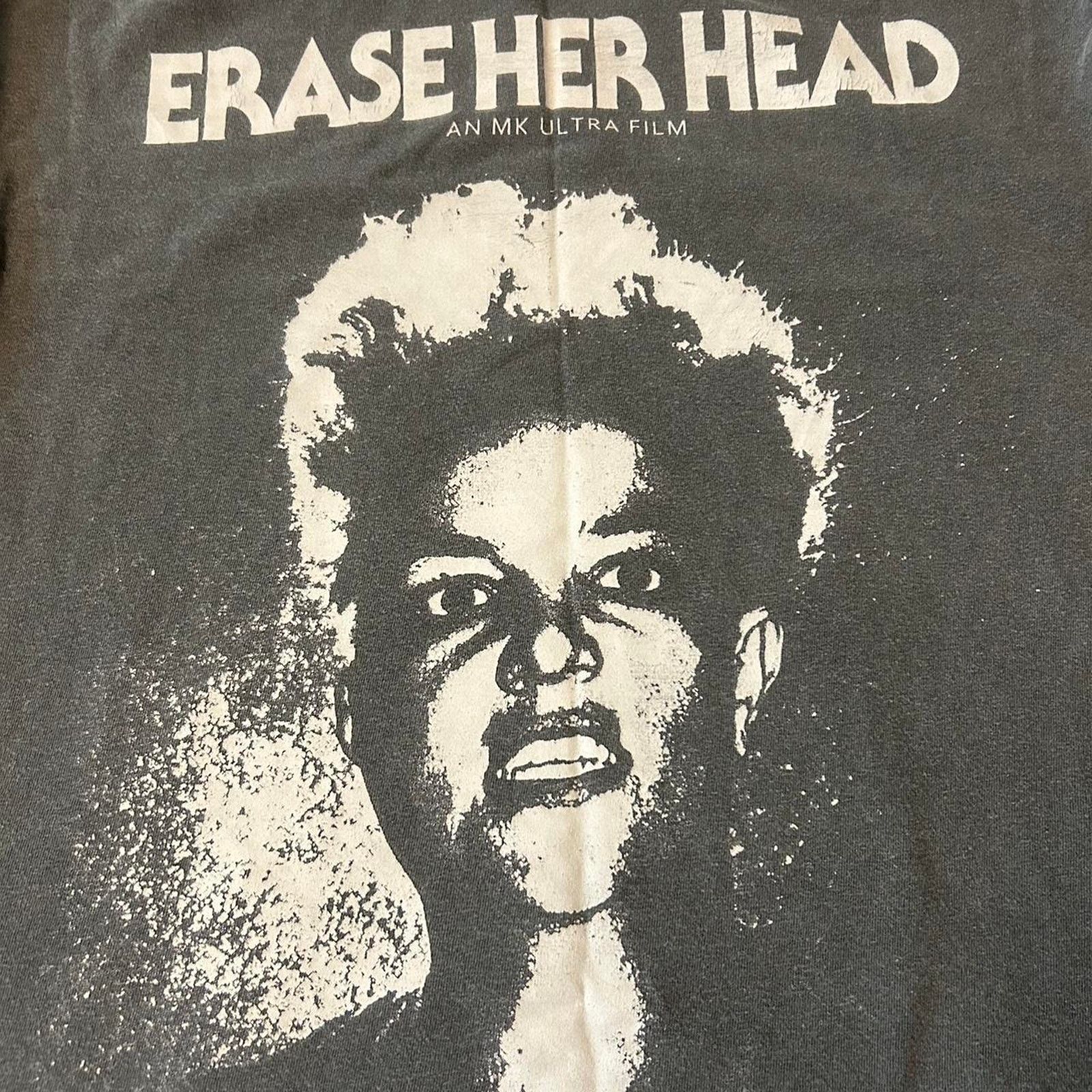Other Erase her head graphic tee Size US L / EU 52-54 / 3 - 2 Thumbnail