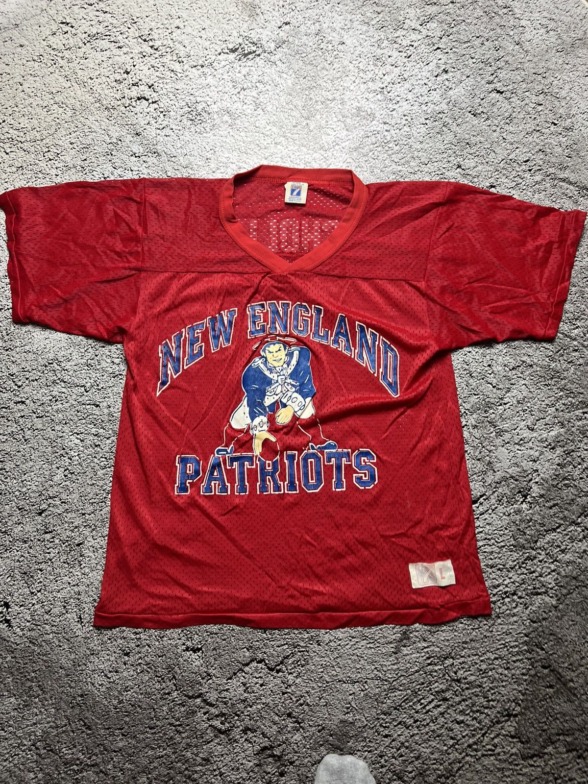 Logo 7 VTG 80-90’s New England Patriots LOGO 7 jersey made in USA Size US M / EU 48-50 / 2 - 1 Thumbnail