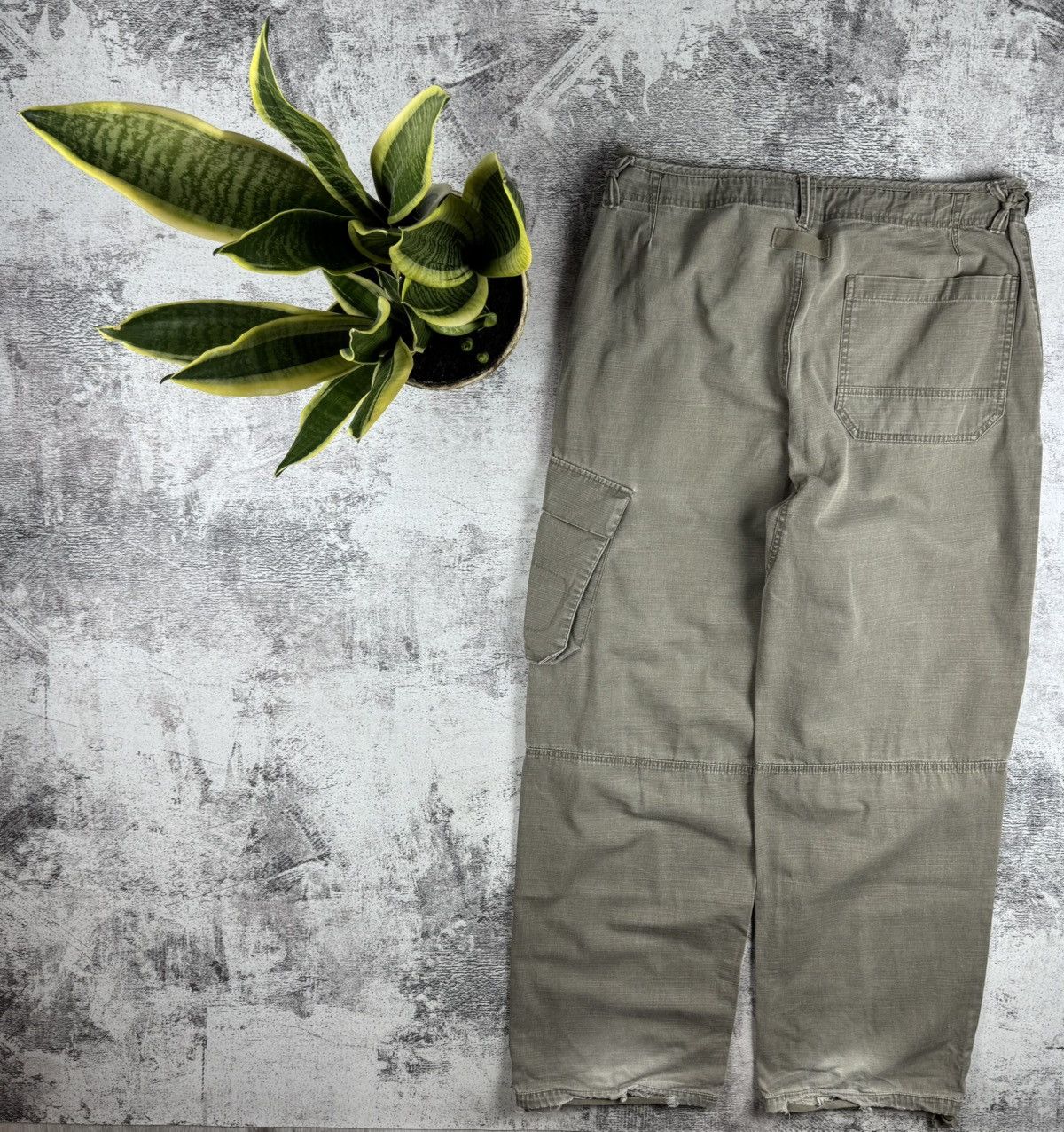Nike Thrashed Nike 90s Distressed Japanese Y2K Vintage Cargo Jeans Pants Trousers Size US 36 / EU 52 - 14 Thumbnail