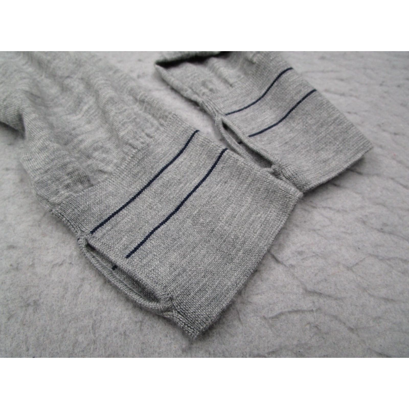 Icebreaker VINTAGE Icebreaker Sweater Mens Large Gray V Neck Merino Wool Pullover Knit Casual Warm Outdoor Size US L / EU 52-54 / 3 - 4 Thumbnail
