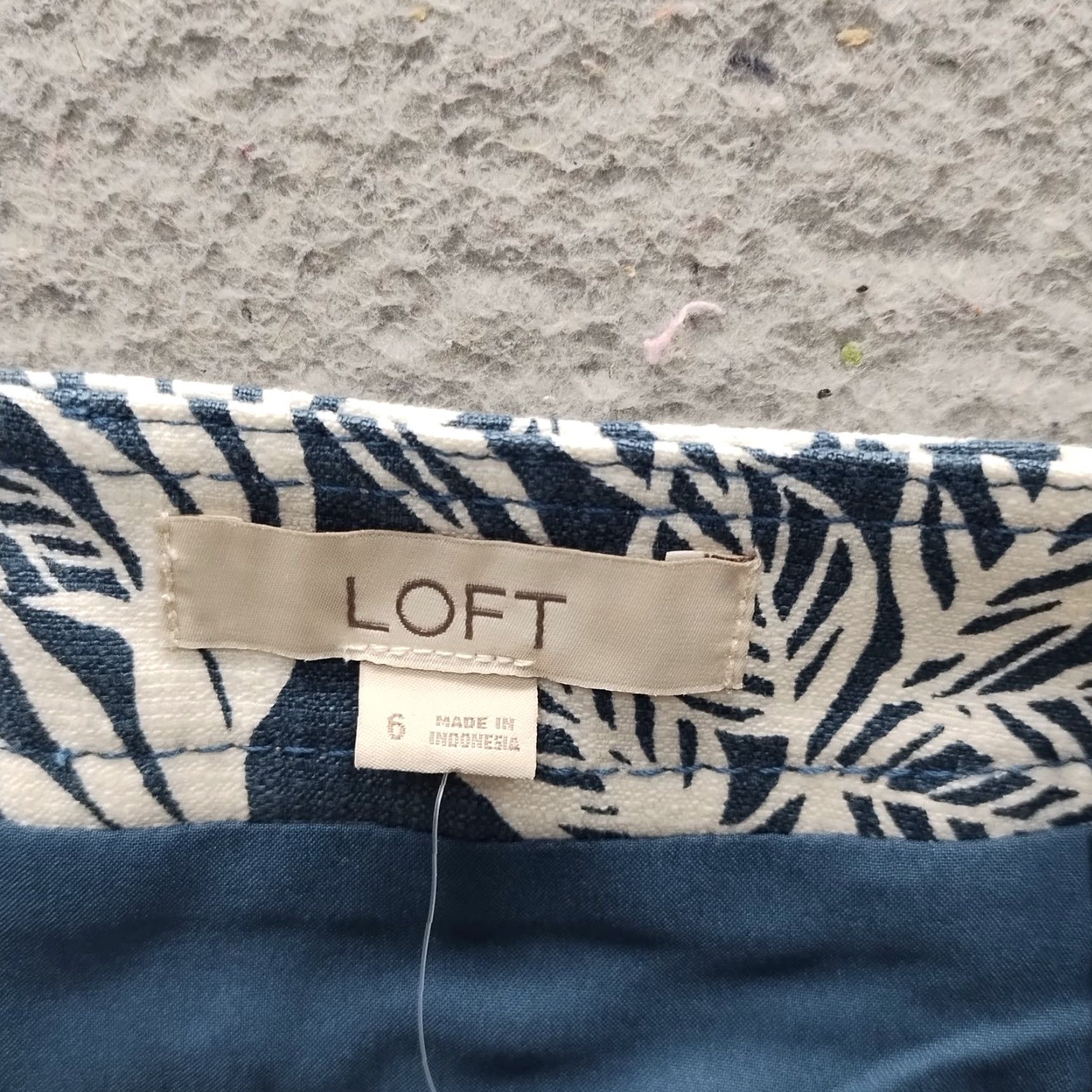 Loft LOFT Womens Size 6 Multi Leaf Print A-Line Skirt - Short, Lined, Stretch, Button Front Back Zip, Cotton, Casual, NWT Women’s Skirt Size 28" / US 6 / IT 42 - 6 Thumbnail