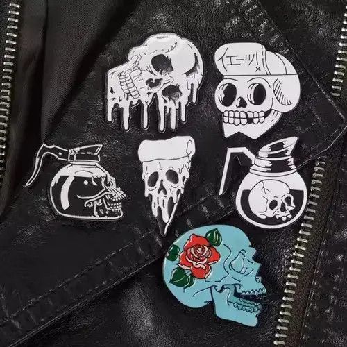 Jewelry Skull Skeleton Pin Size ONE SIZE - 3 Thumbnail