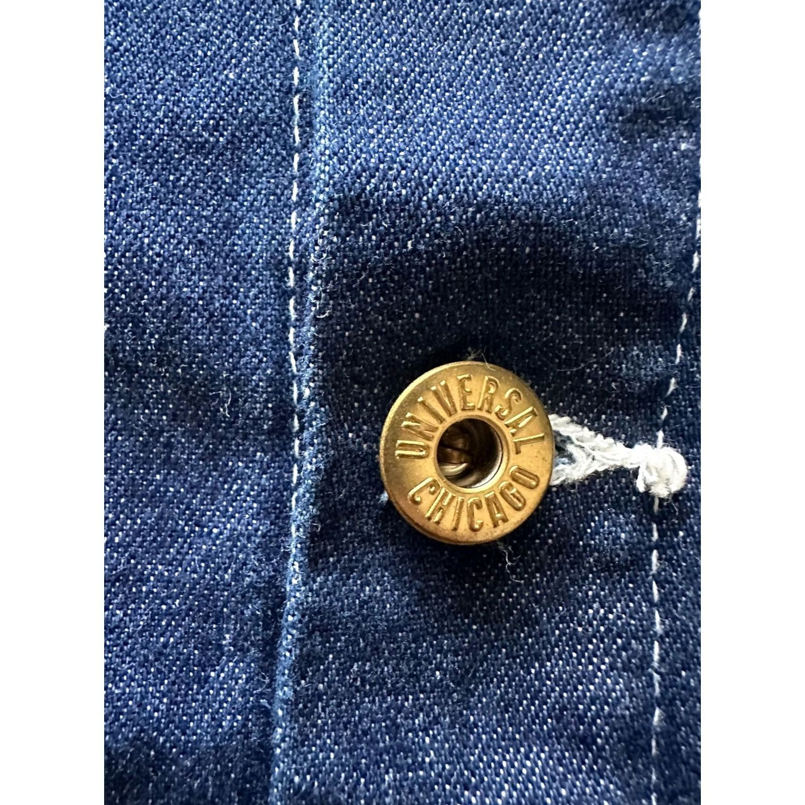 Vintage VINTAGE 60s Universal Overall Stone Cutter Jacket Mens 50 Chore Coat Sanforized Denim Blue Metal Button Pocket Military USA Collared Size US 34 / EU 50 - 3 Thumbnail