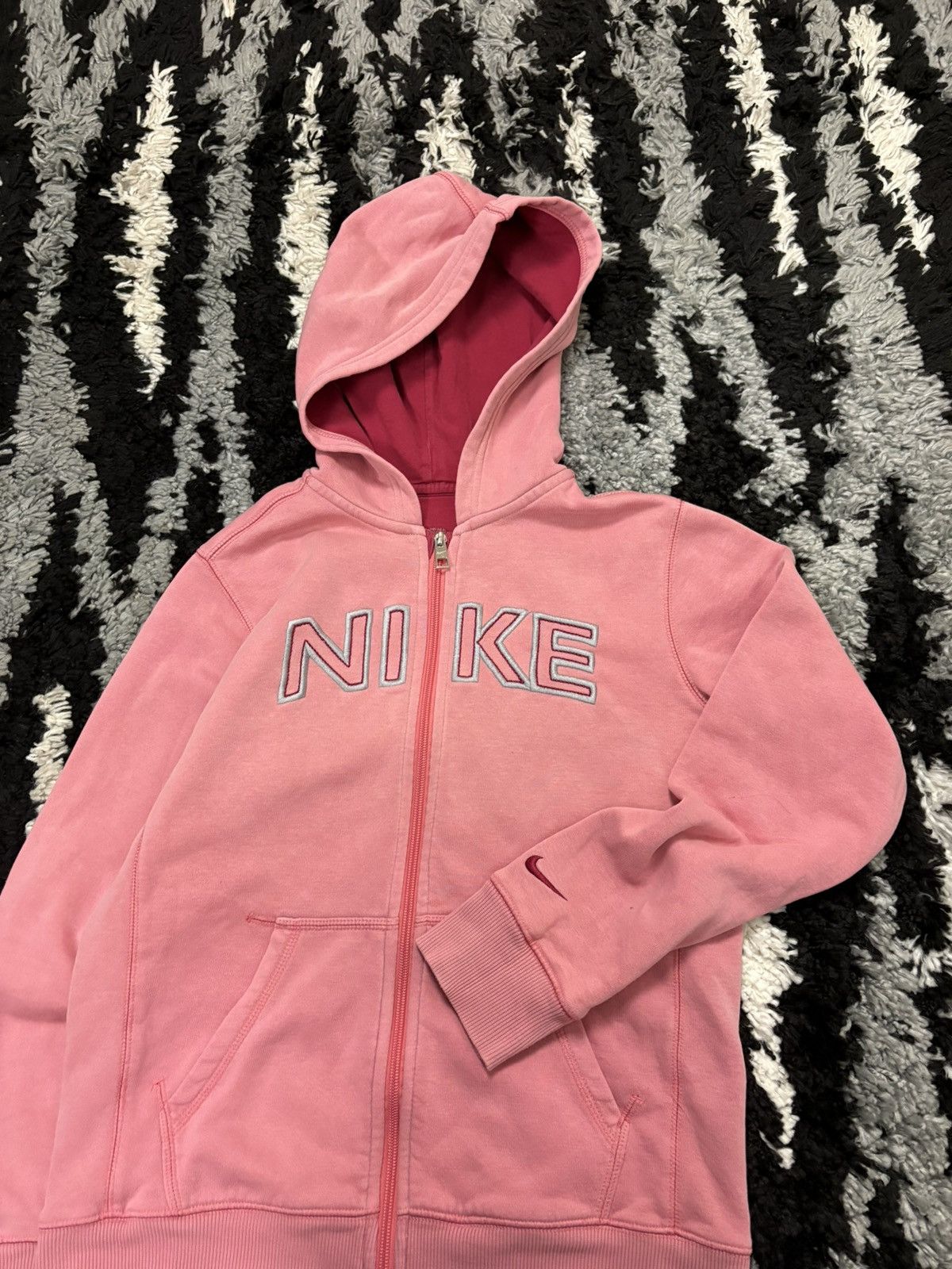 Nike Y2K vintage spellout nike zip up hoodie Size XS / US 0-2 / IT 36-38 - 1 Thumbnail