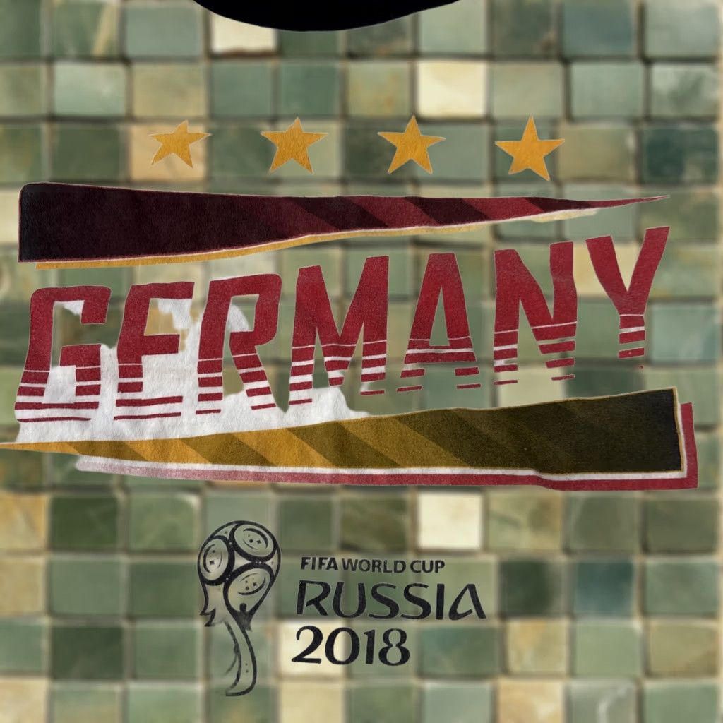 Vintage VINTAGE No 2018 Russia FIFA World Cup Germany Team Graphic T-Shirt Men's 2XL White Size US XXL / EU 58 / 5 - 1 Thumbnail