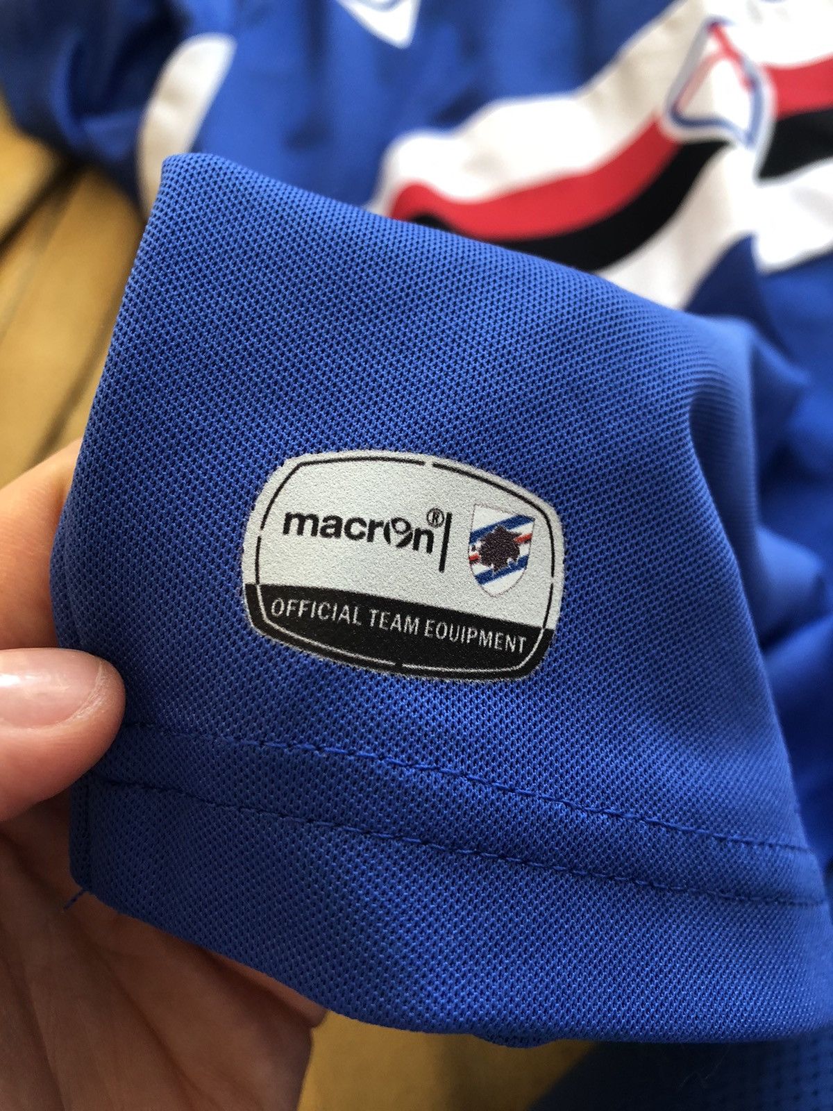 Vintage RARE SAMPDORIA UC GENOA VINTAGE FOOTBALL SOCCER JERSEY Size US L / EU 52-54 / 3 - 4 Thumbnail