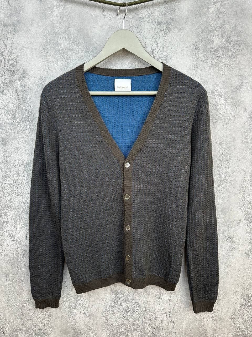 Bellwood Bellwood V-Neck Cardigan Wool Sweater Knit Brown Blue Italy Size US S / EU 44-46 / 1 - 1 Thumbnail