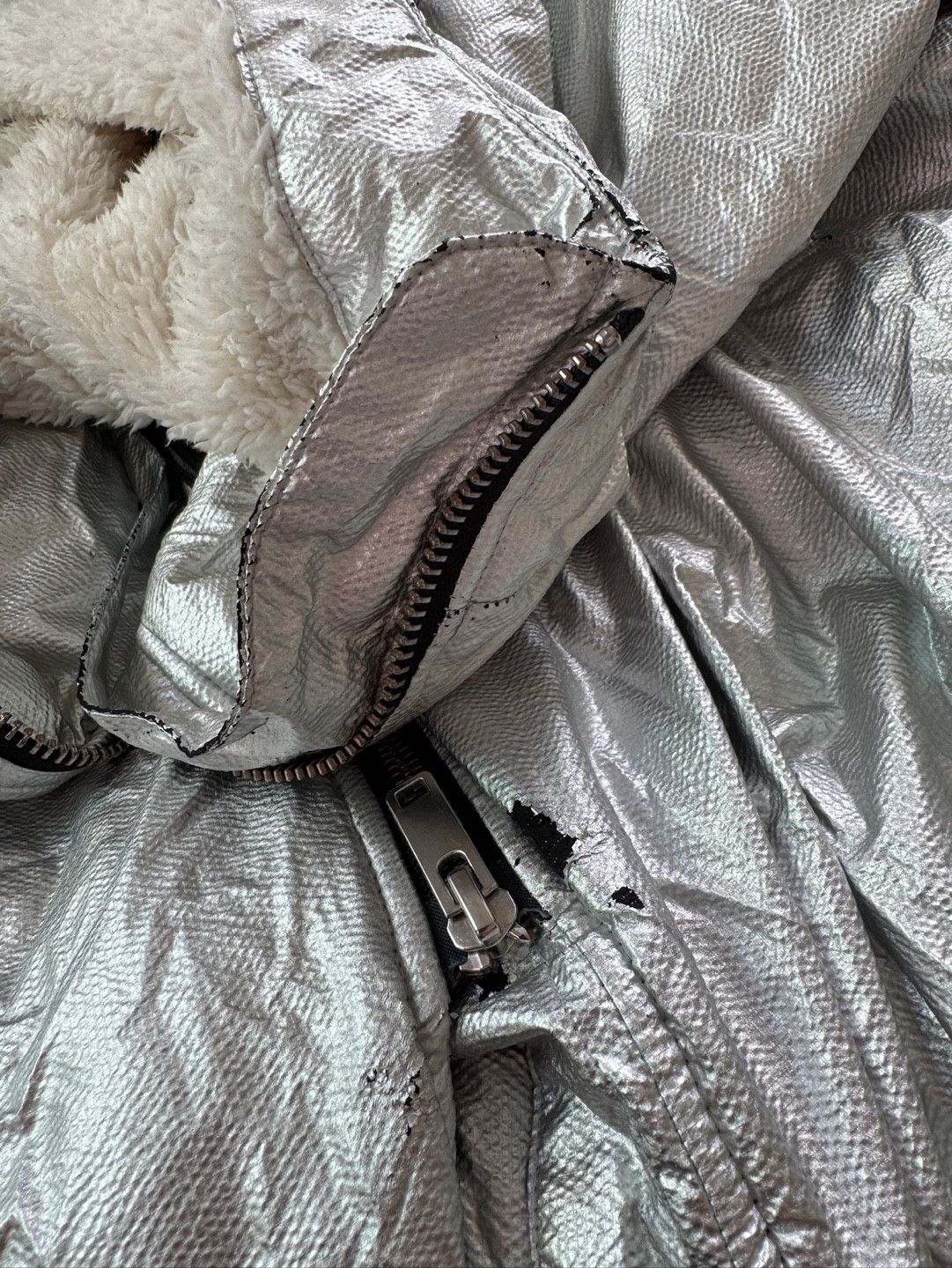Fear of God × Nike Nike x Fear Of God Parka Jacket Metalic Silver Coat Bomber Size US L / EU 52-54 / 3 - 12 Thumbnail