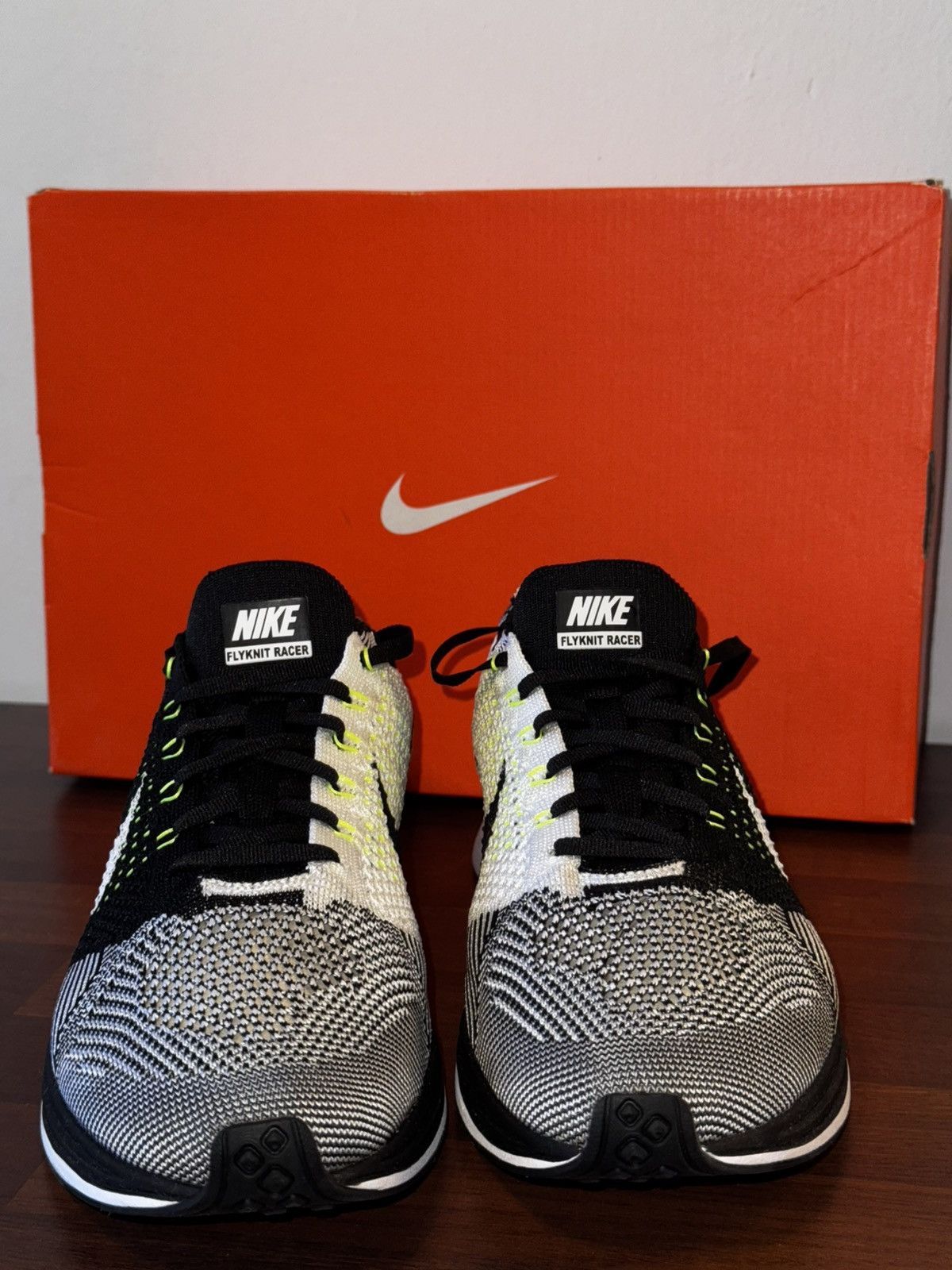 Nike Nike Fly Racer Orca Volt 45 EU / 11 US–NEW– Authentic + Box Size US 11 / EU 44 - 6 Thumbnail