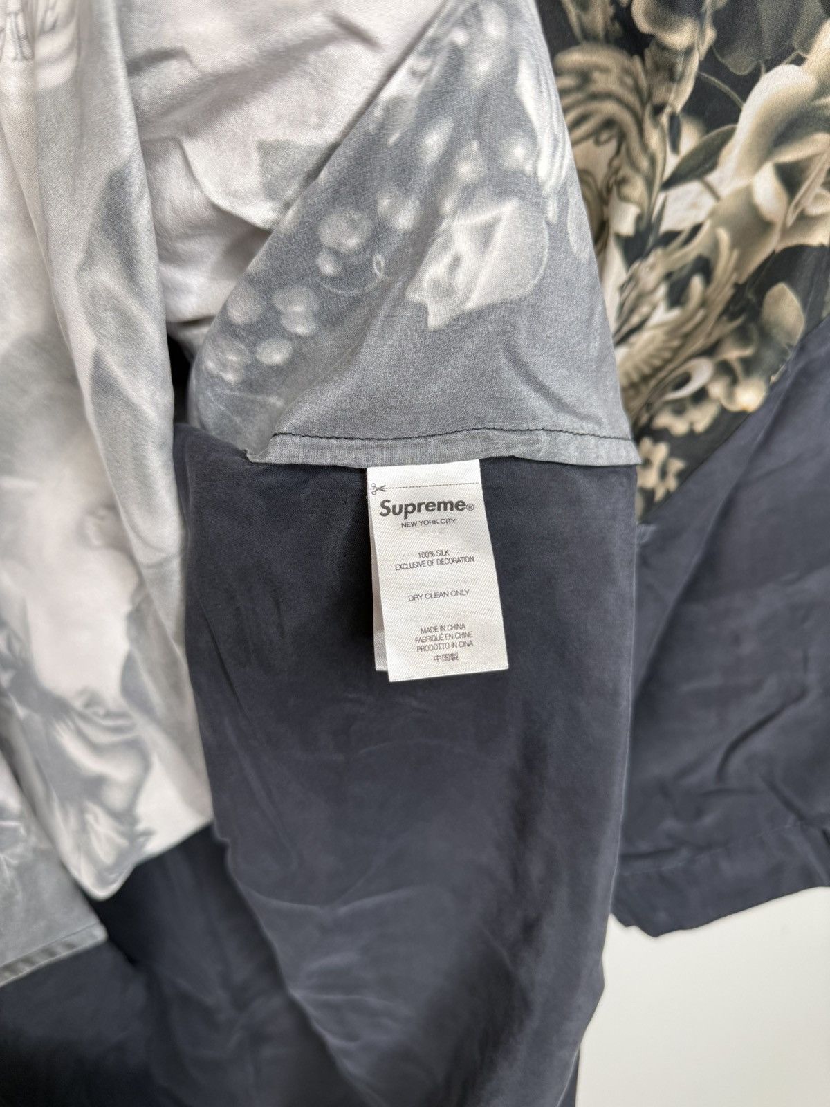 Supreme Supreme Heavenly Silk Size US M / EU 48-50 / 2 - 4 Thumbnail