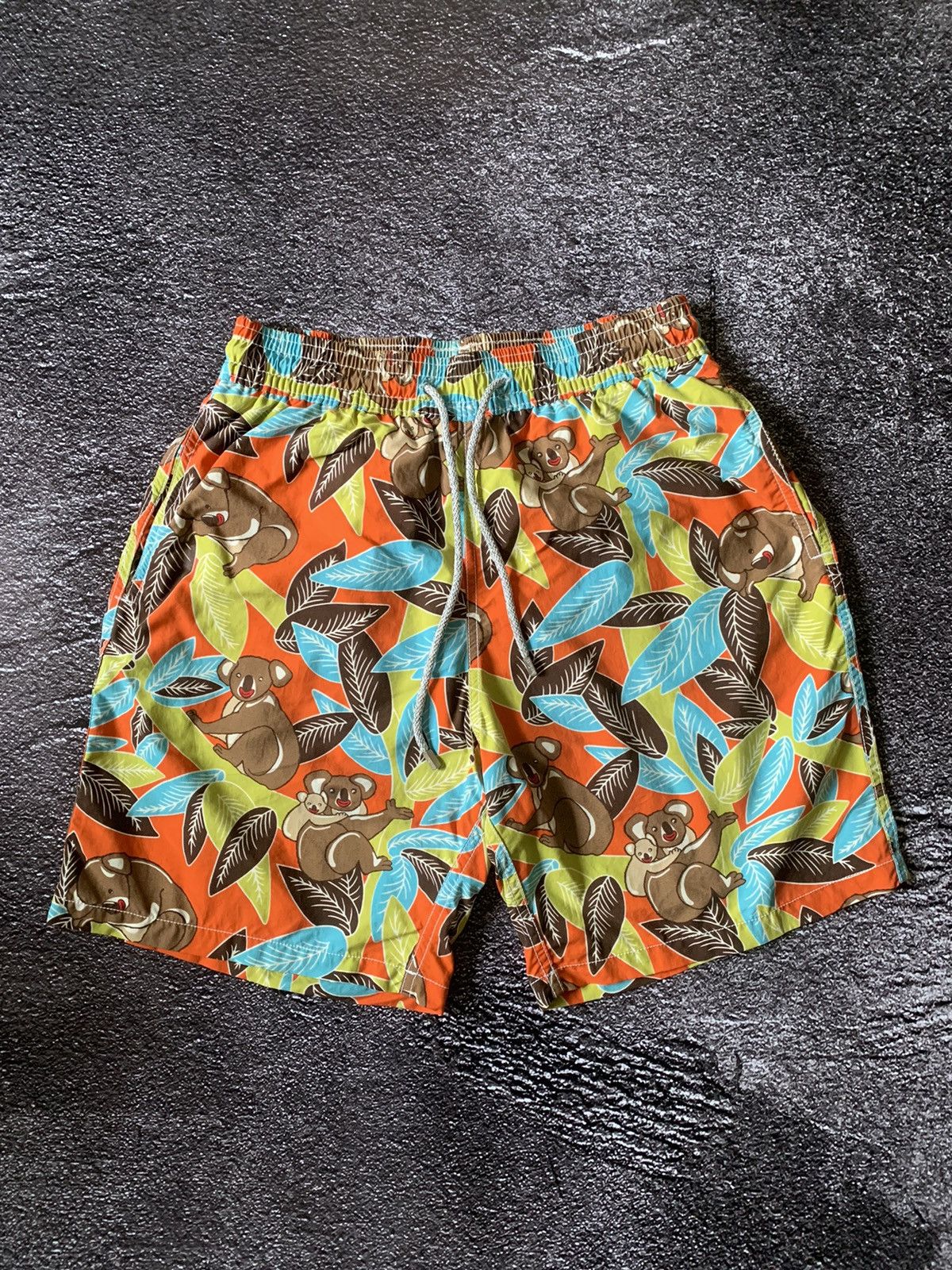 Vilebrequin Vilebrequin Shorts Swimming Graphic Koala Size US 34 / EU 50 - 1 Thumbnail