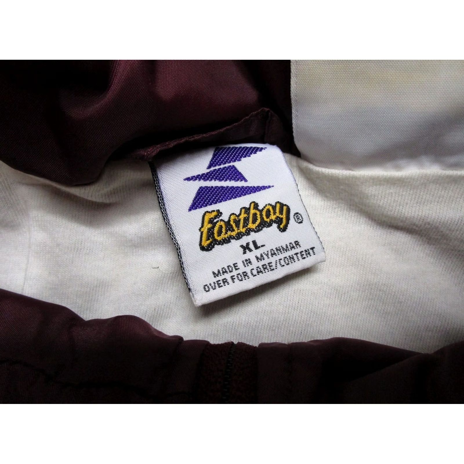 Vintage VINTAGE Eastbay Minnesota Gophers Full Zip Up Jacket Wool? Windbreaker? XL? Size US XL / EU 56 / 4 - 3 Thumbnail
