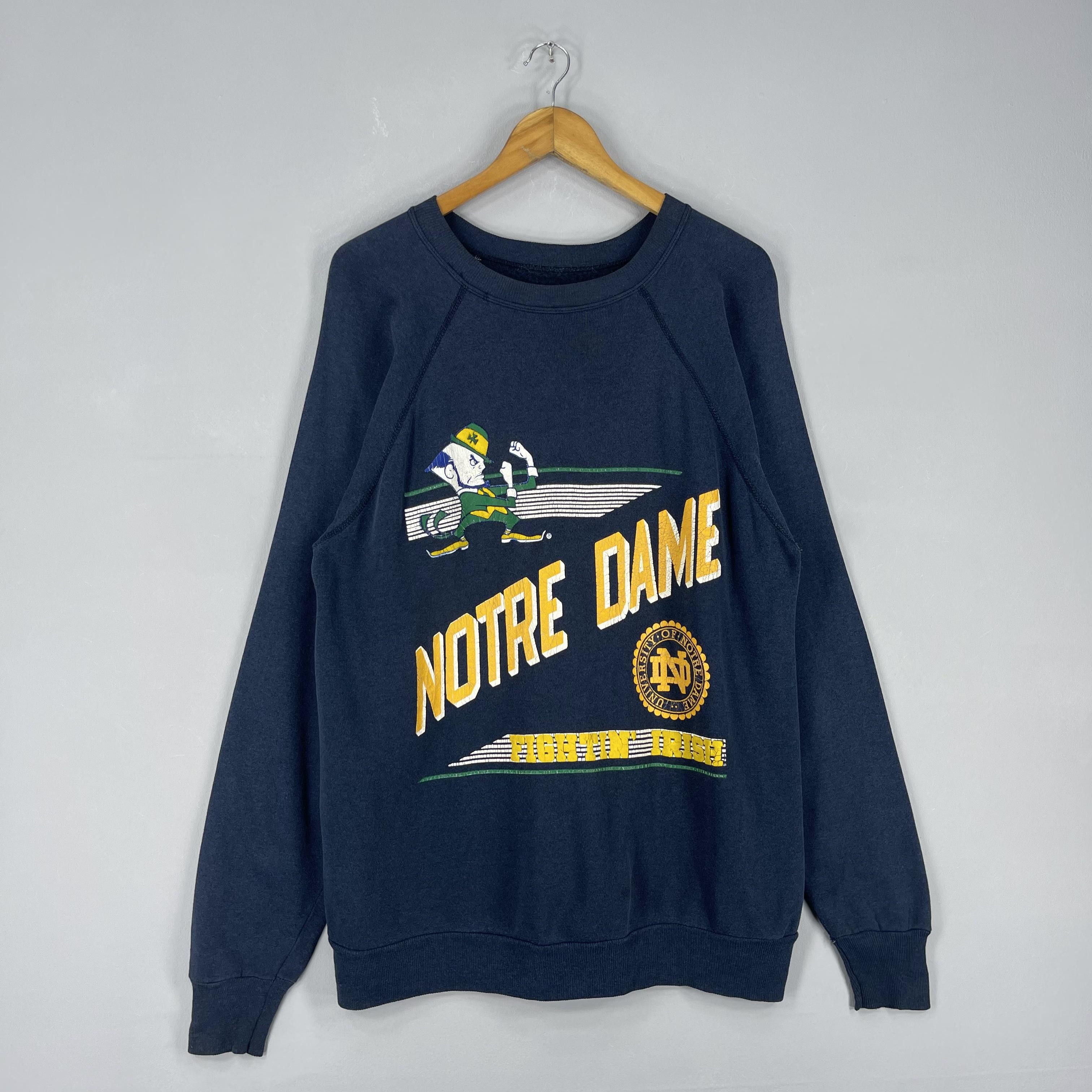 NFL Vintage 90's NOTRE DAME Fighting Irish Football Sweatshirt Size US L / EU 52-54 / 3 - 3 Thumbnail
