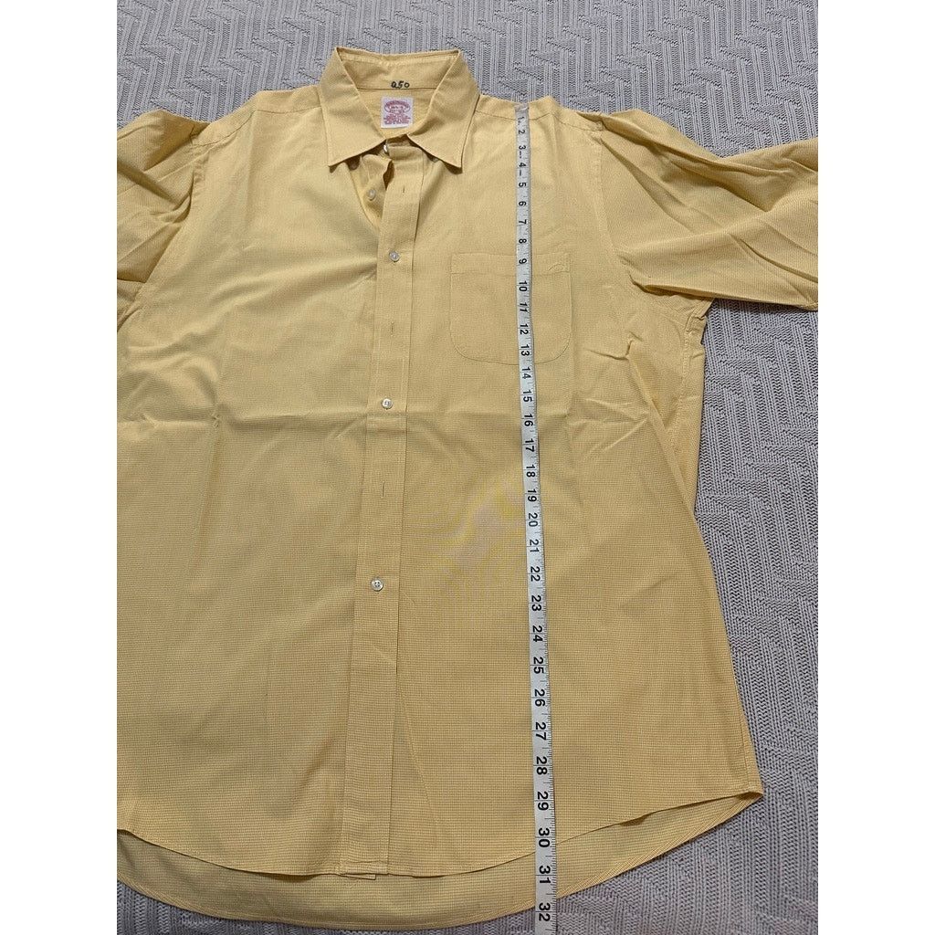 Brooks Brothers Brooks Brothers yellow gingham plaid button down size 16.5 Size US L / EU 52-54 / 3 - 7 Thumbnail