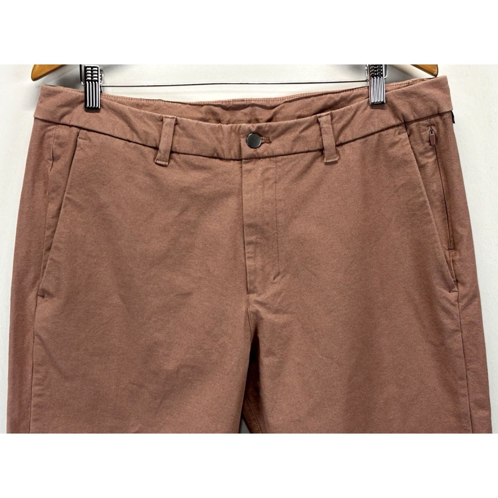 Lululemon Lululemon ABC Utilitech Crop Pants Men’s 36x24 Earth Clay Relaxed Fit Crop Pants Casual Travel City Preppy Mens Size US 36 / EU 52 - 2 Thumbnail