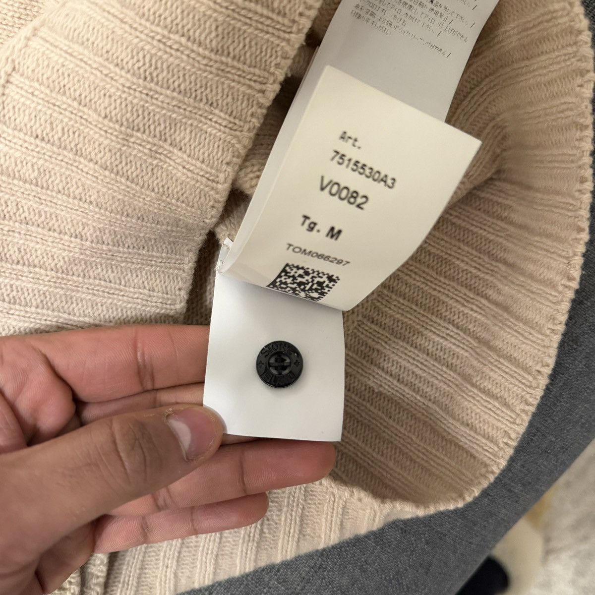 Stone Island Stone Island Knit Hoodie Size US M / EU 48-50 / 2 - 8 Thumbnail