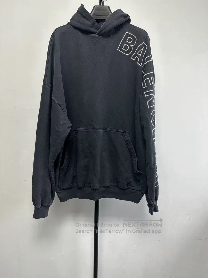 Balenciaga Balenciaga Letter Printed Hooded Long Sleeve Sweatshirt Size US M / EU 48-50 / 2 - 1 Thumbnail