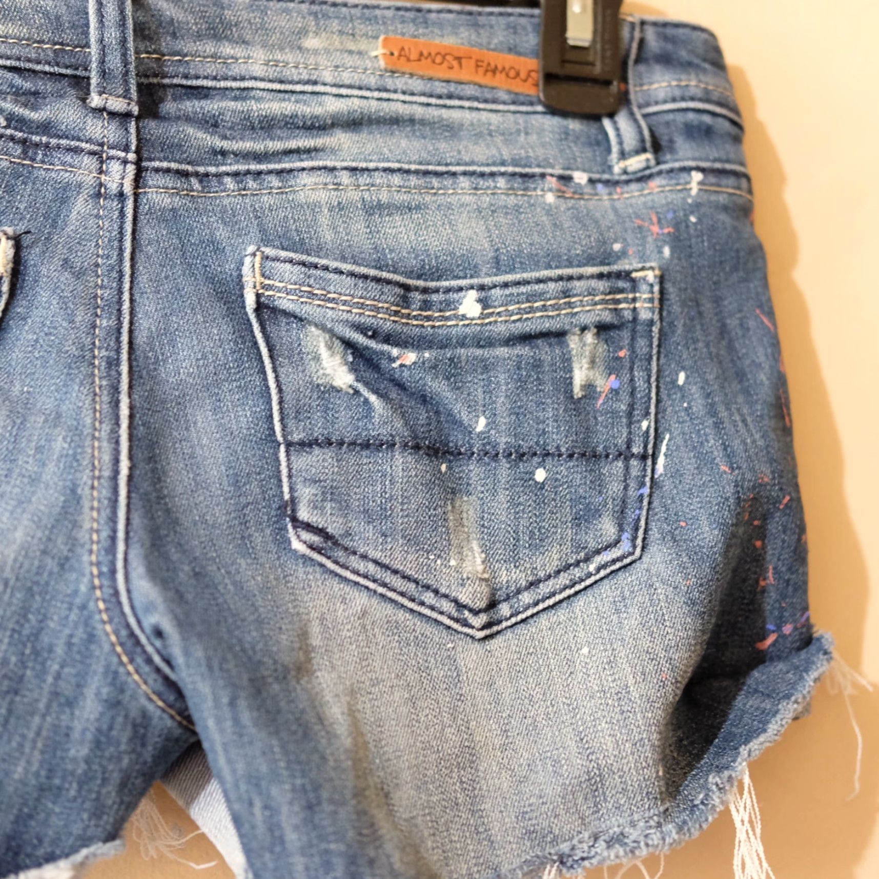 Almost Famous Almost Famous Denim Jean Shorts Distressed Juniors Size 3 Denim Cut-Off Low Rise Pockets 2-1/2in Inseam Blue Womens 90s Festival Beach Party Size 26" / US 2 / IT 38 - 6 Thumbnail