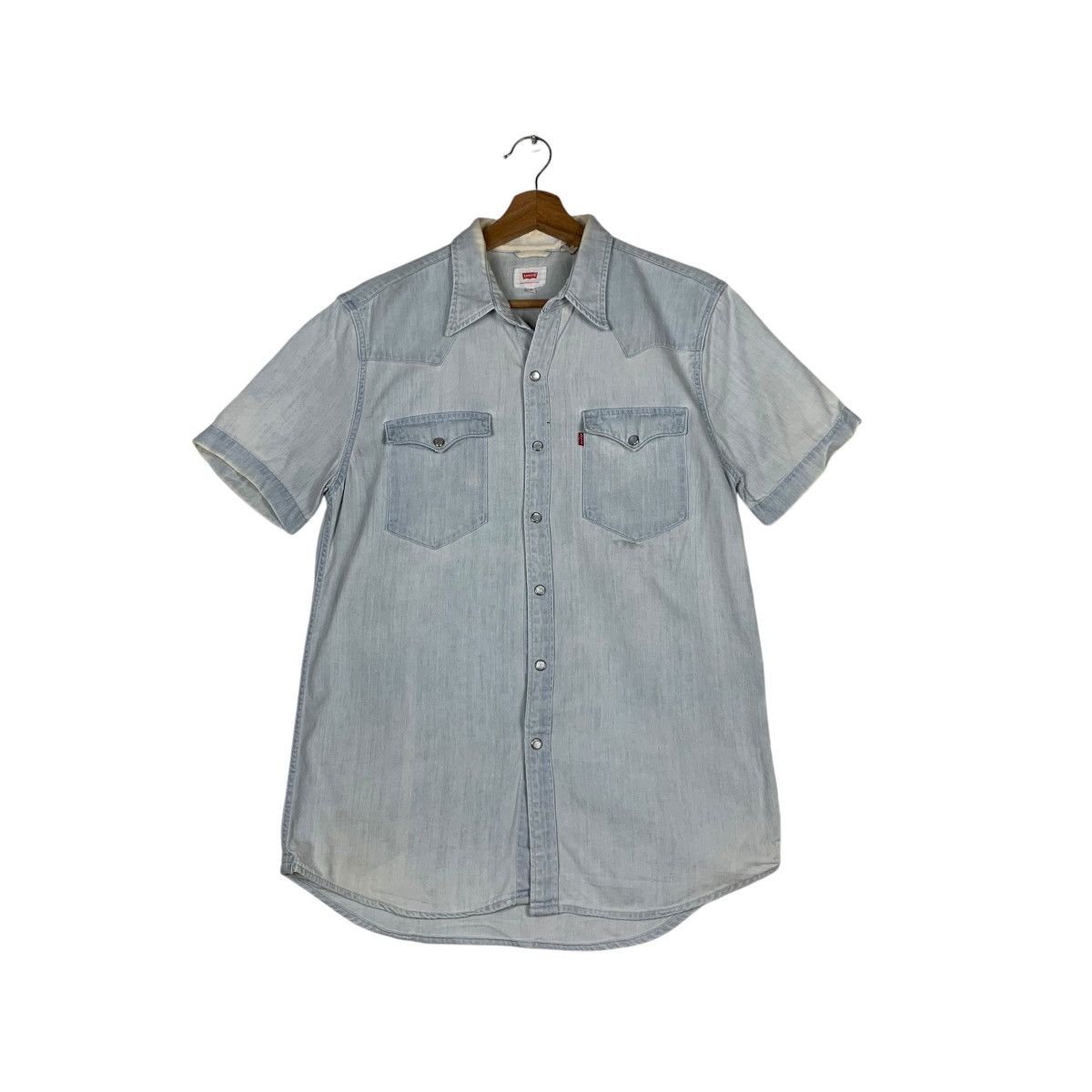 LEVI’S Blue Washed Chambray Work Shirt #1401-C63