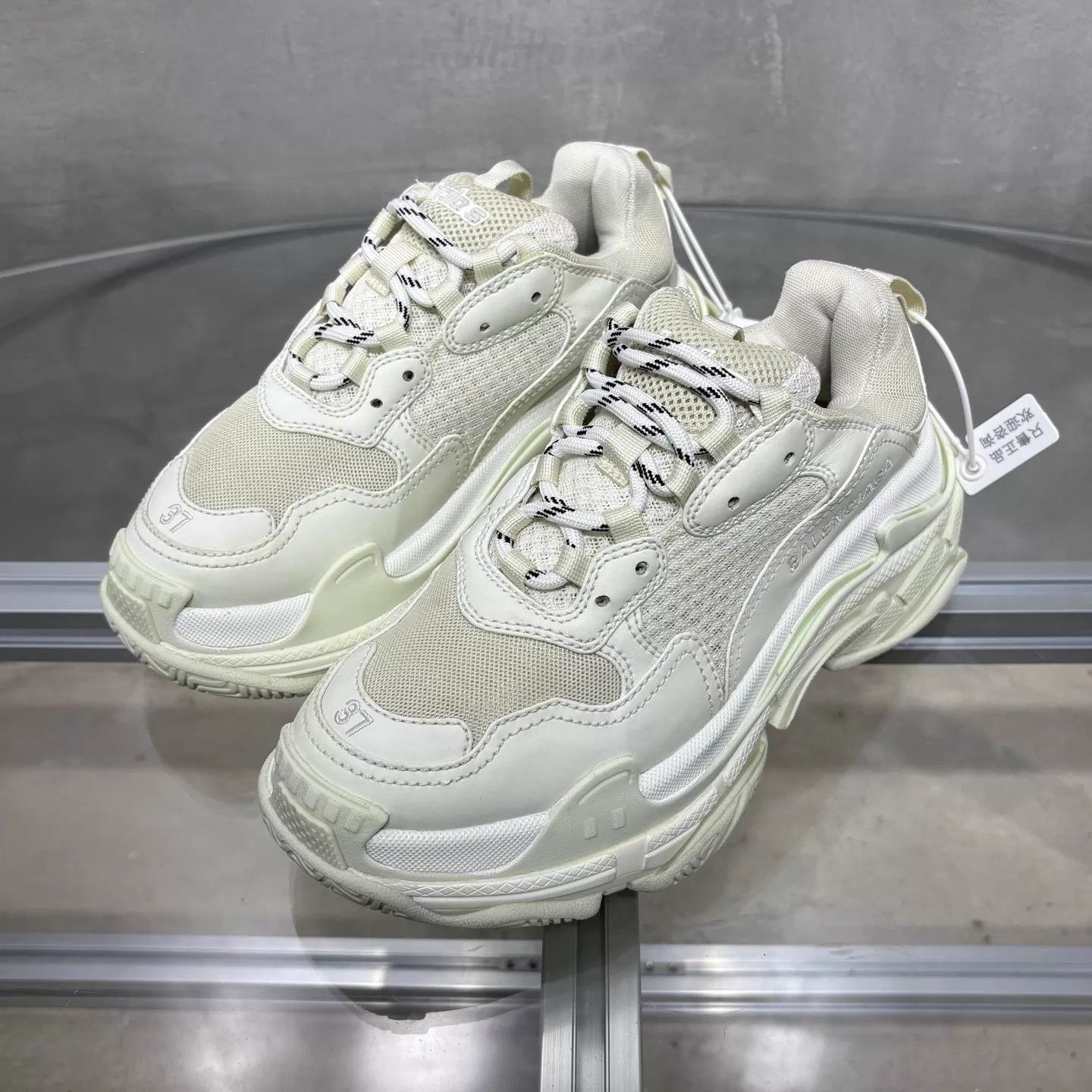 Balenciaga Balenciaga Triples Off-White Distressed 37 Sneaker Size US 6.5 / IT 36.5 - 2 Thumbnail