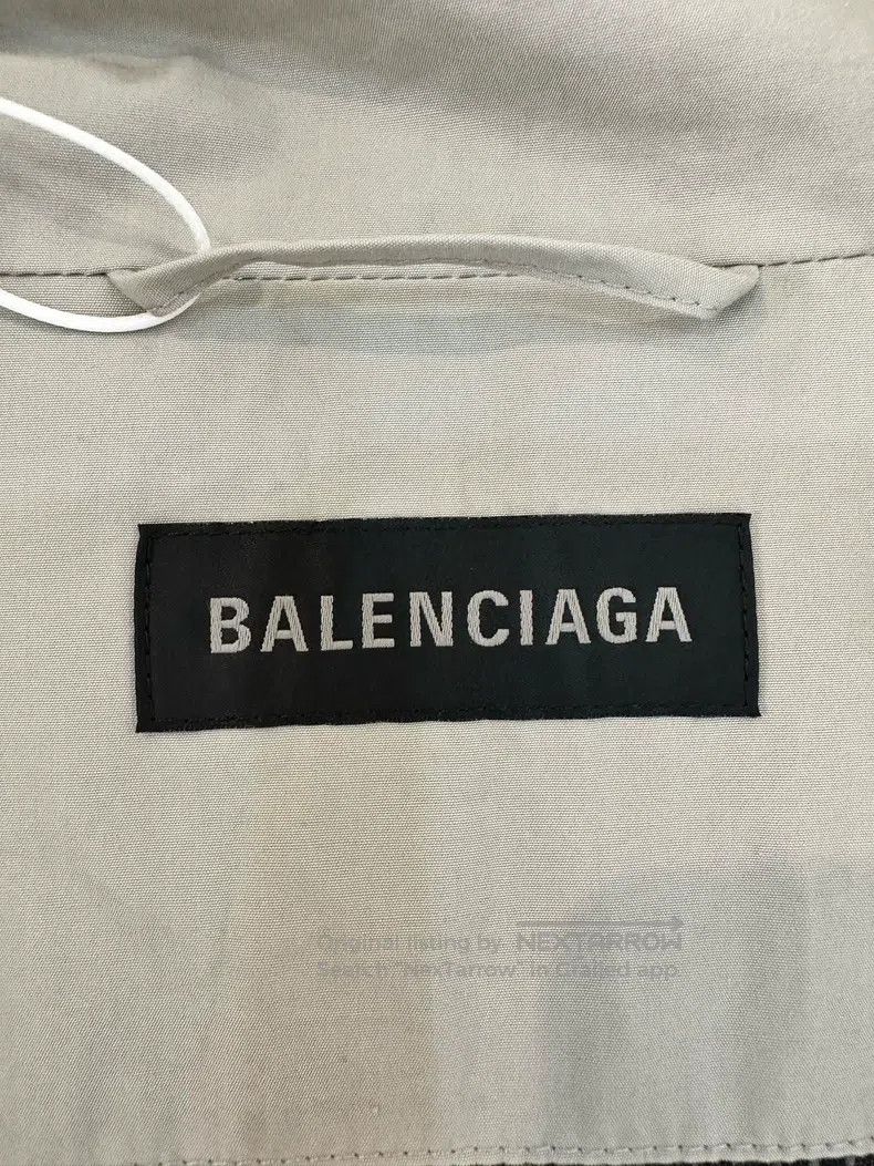 Balenciaga Balenciaga Letter Pattern Printed Zipper Long Windbreaker Size US M / EU 48-50 / 2 - 3 Thumbnail