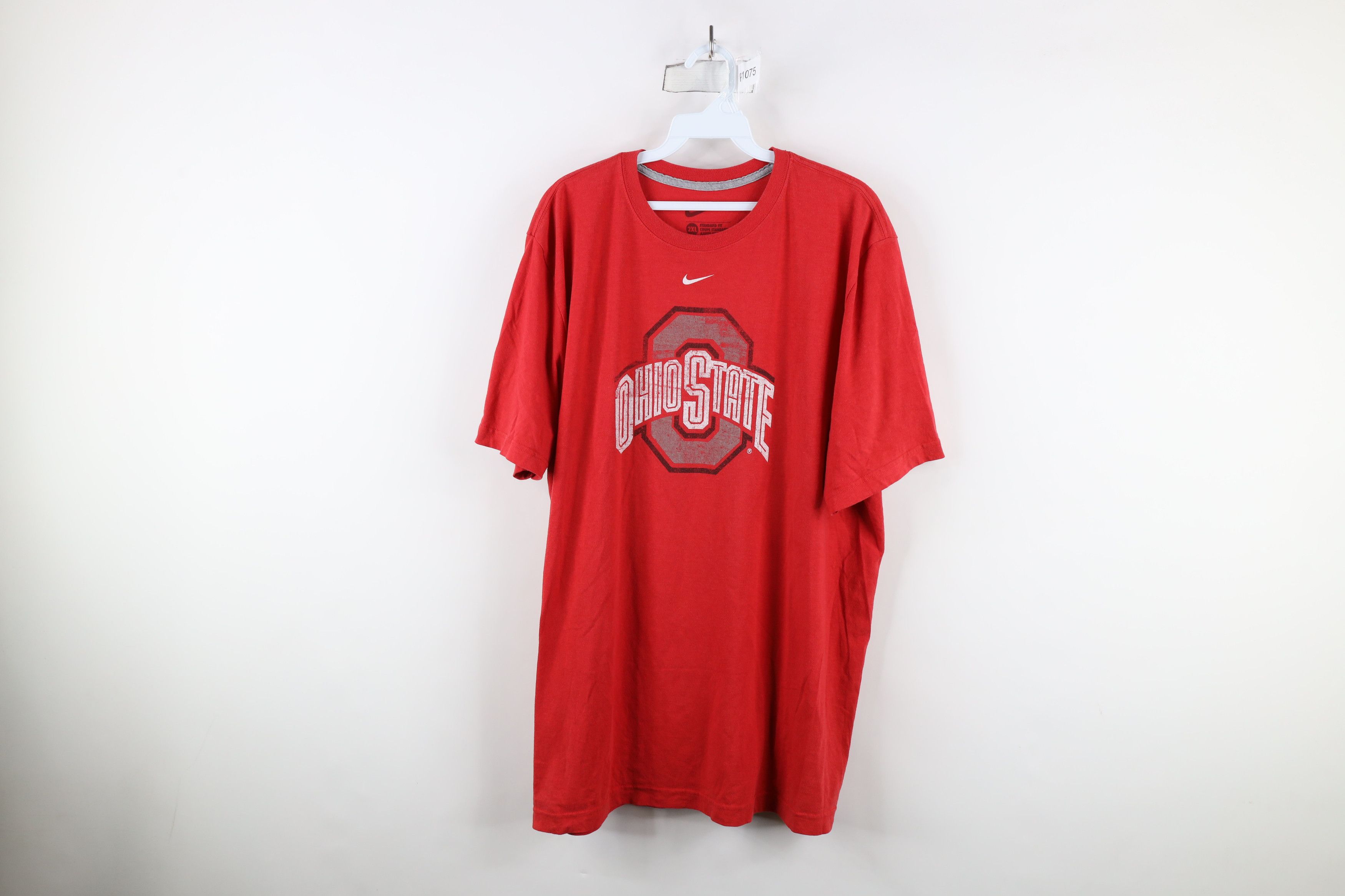 Nike × Vintage Vintage Nike Mini Swoosh Ohio State University T-Shirt Red Size US XXL / EU 58 / 5 - 1 Thumbnail