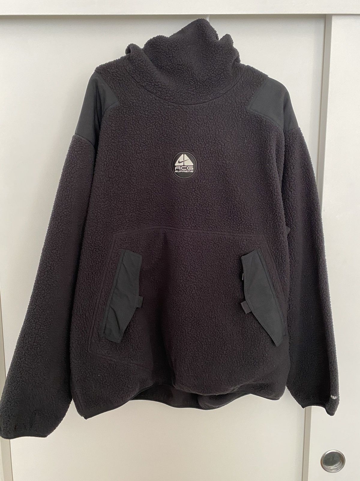 image of Supreme Nike Acg Fleece Pullover in Black, Men's (Size XL)