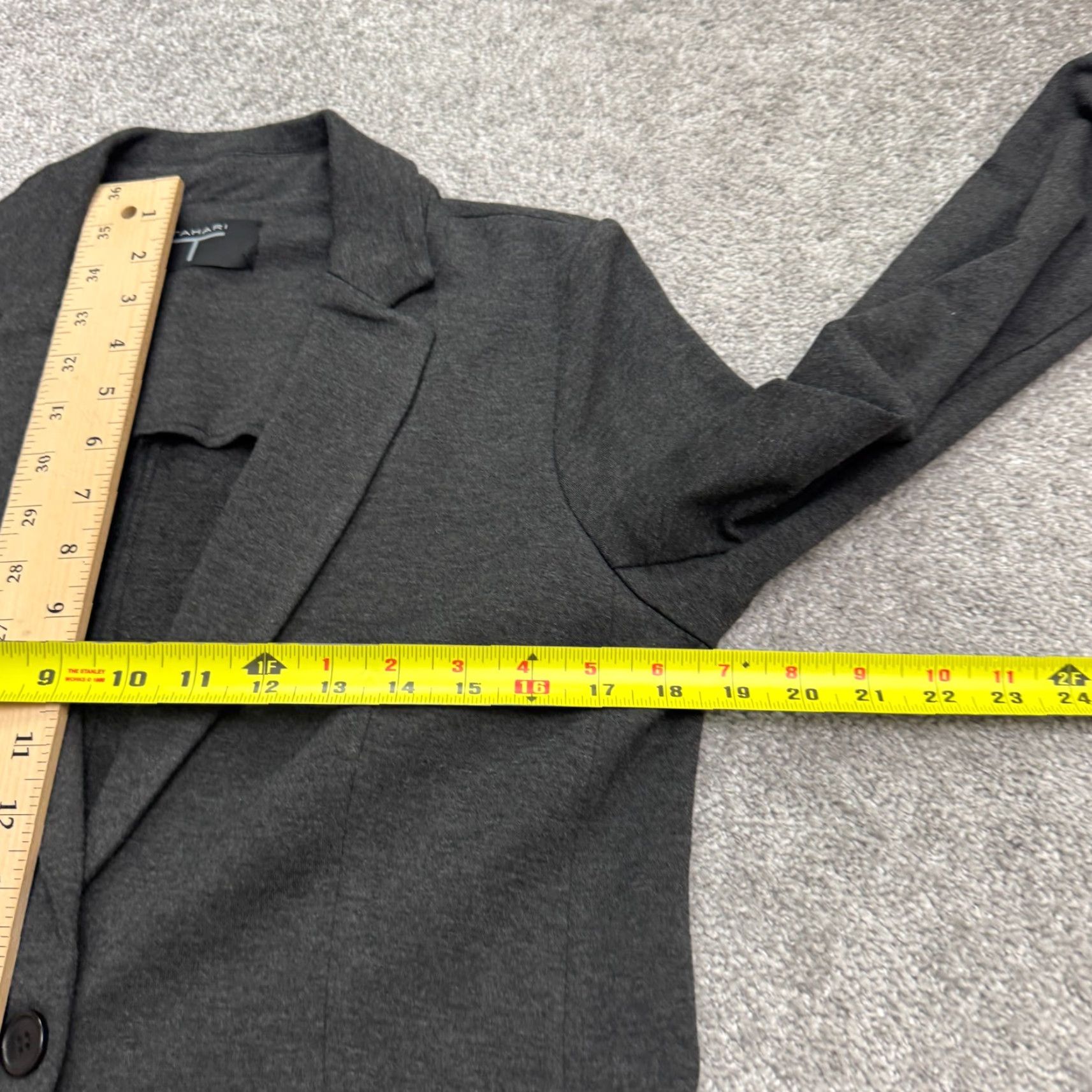 Vintage Tahari Women's Blazer Jacket S Dark Gray Single Button Unlined Classic Work Dressy Office Size S / US 4 / IT 40 - 7 Thumbnail