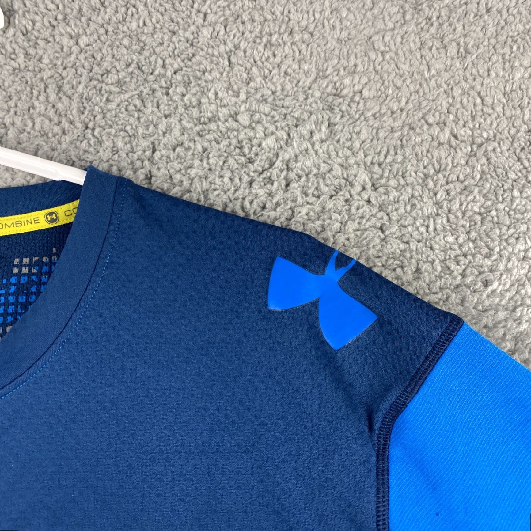 Under Armour Under Armour T-Shirt Adult XL Blue Lightweight Gym Casual Mens Graphic Tee Crew Neck Short Sleeve 40-33 Regular Logo Size US XL / EU 56 / 4 - 3 Thumbnail
