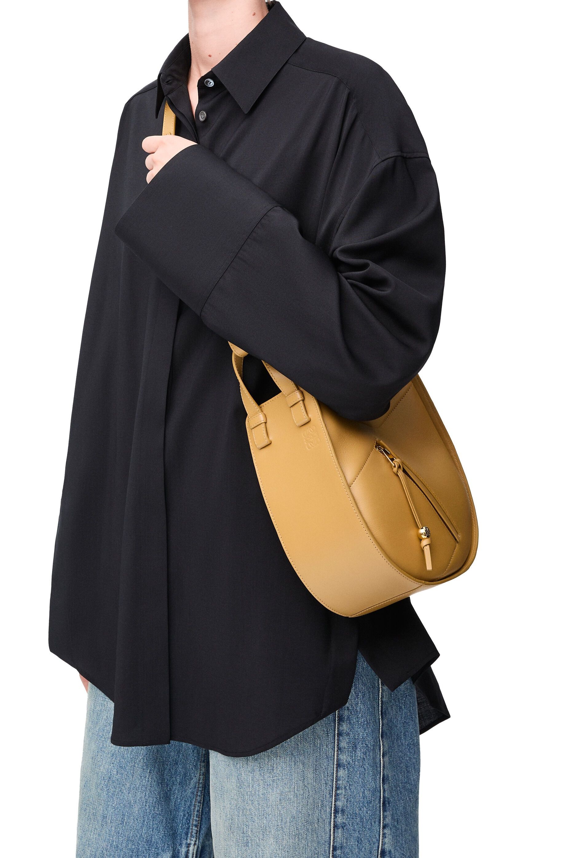 Loewe o1in1g0426 Size: OS / Hammock Slice Bag in Sahara Size ONE SIZE - 2 Thumbnail