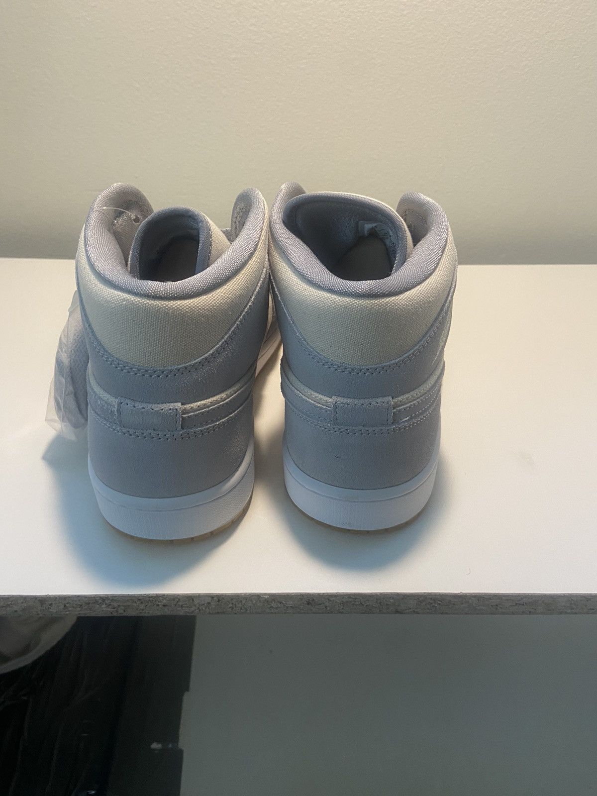 Jordan Brand Air Jordan 1 Mid Coconut Milk Size US 9 / EU 42 - 2 Thumbnail