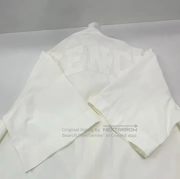 Givenchy Givenchy SS22 Logo Print Hawaiian Short. Size US XXS / EU 40 - 8 Thumbnail