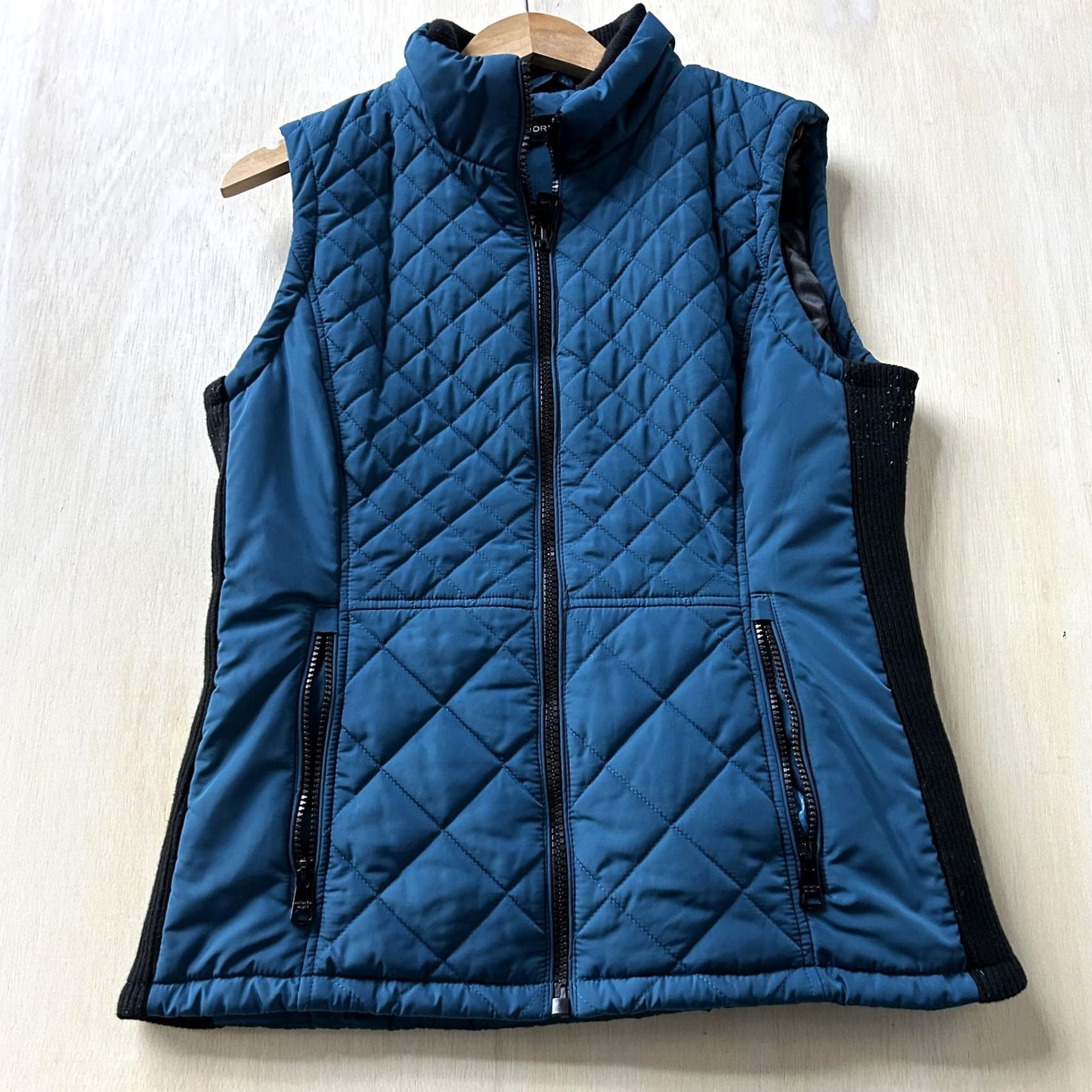 Andrew Marc Andrew Marc Vest Womens Medium Blue Quilted Full Zip Collared Puffer Insulated Size M / US 6-8 / IT 42-44 - 2 Thumbnail