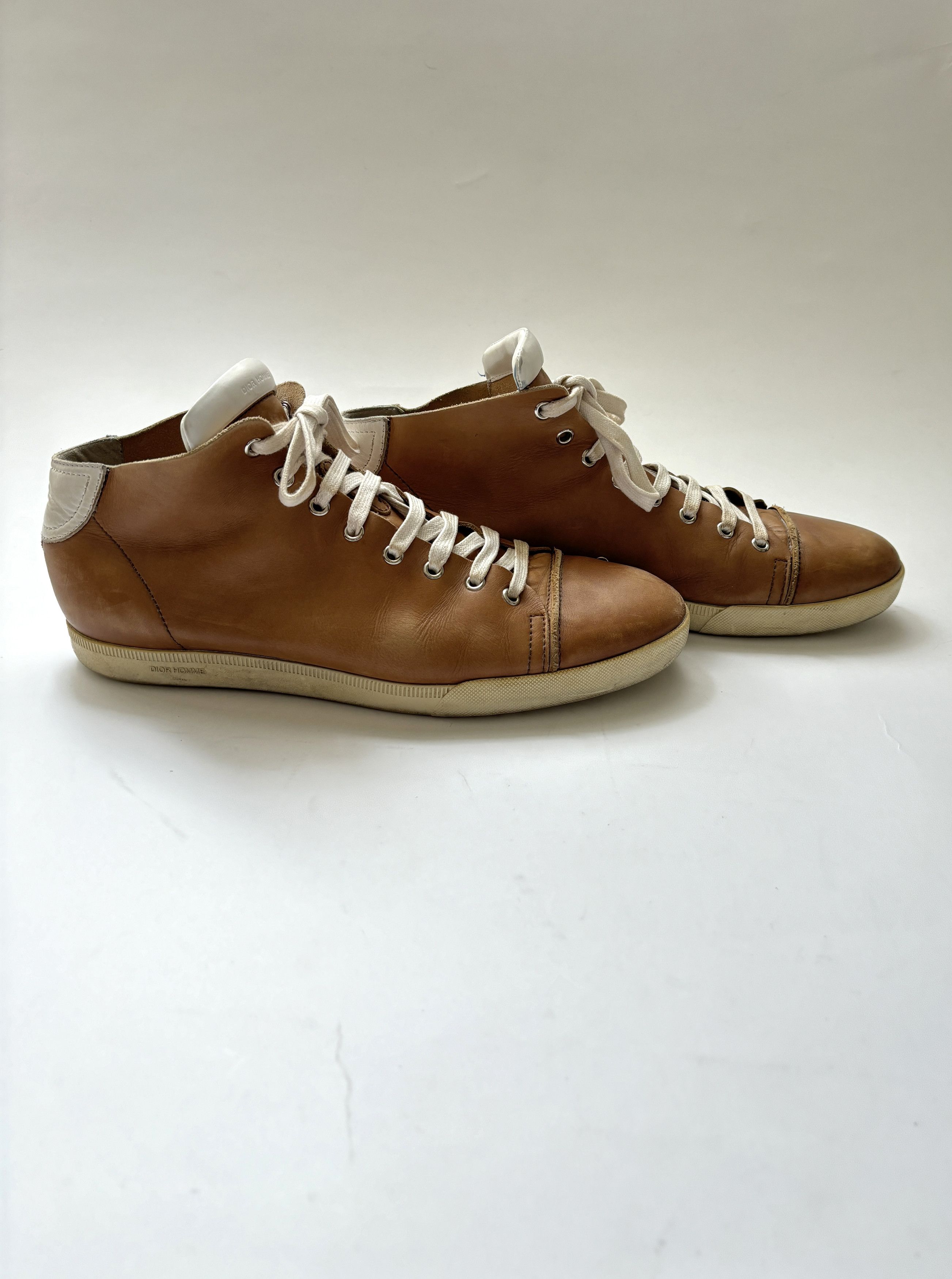 Dior ⚡️QUICK SALE⚡️Dior Tan Leather Hi-Top Sneakers Size US 10 / EU 43 - 3 Thumbnail