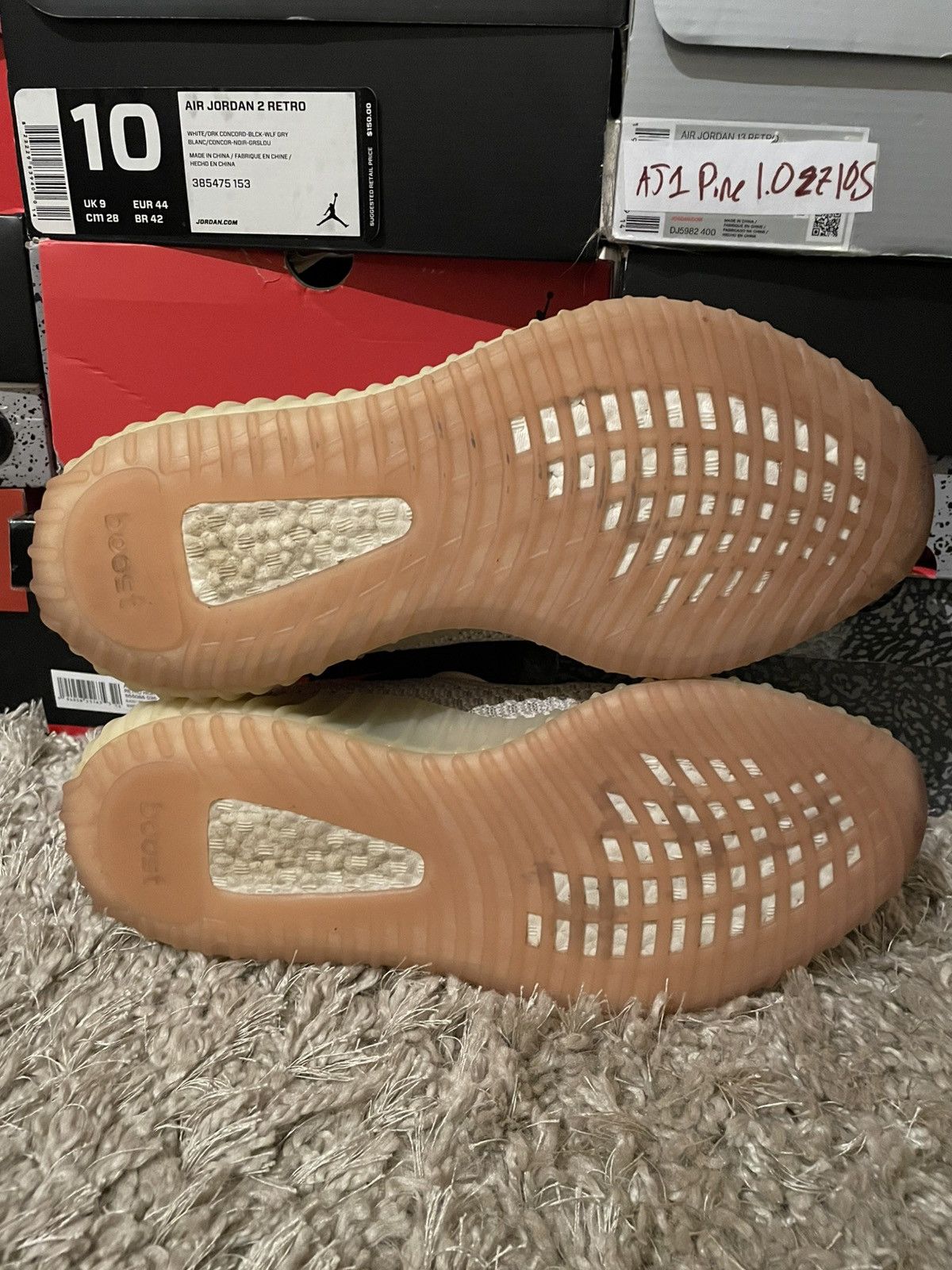 Yeezy Yeezy 350 V2 Citrin Size US 11.5 / EU 44-45 - 11 Thumbnail
