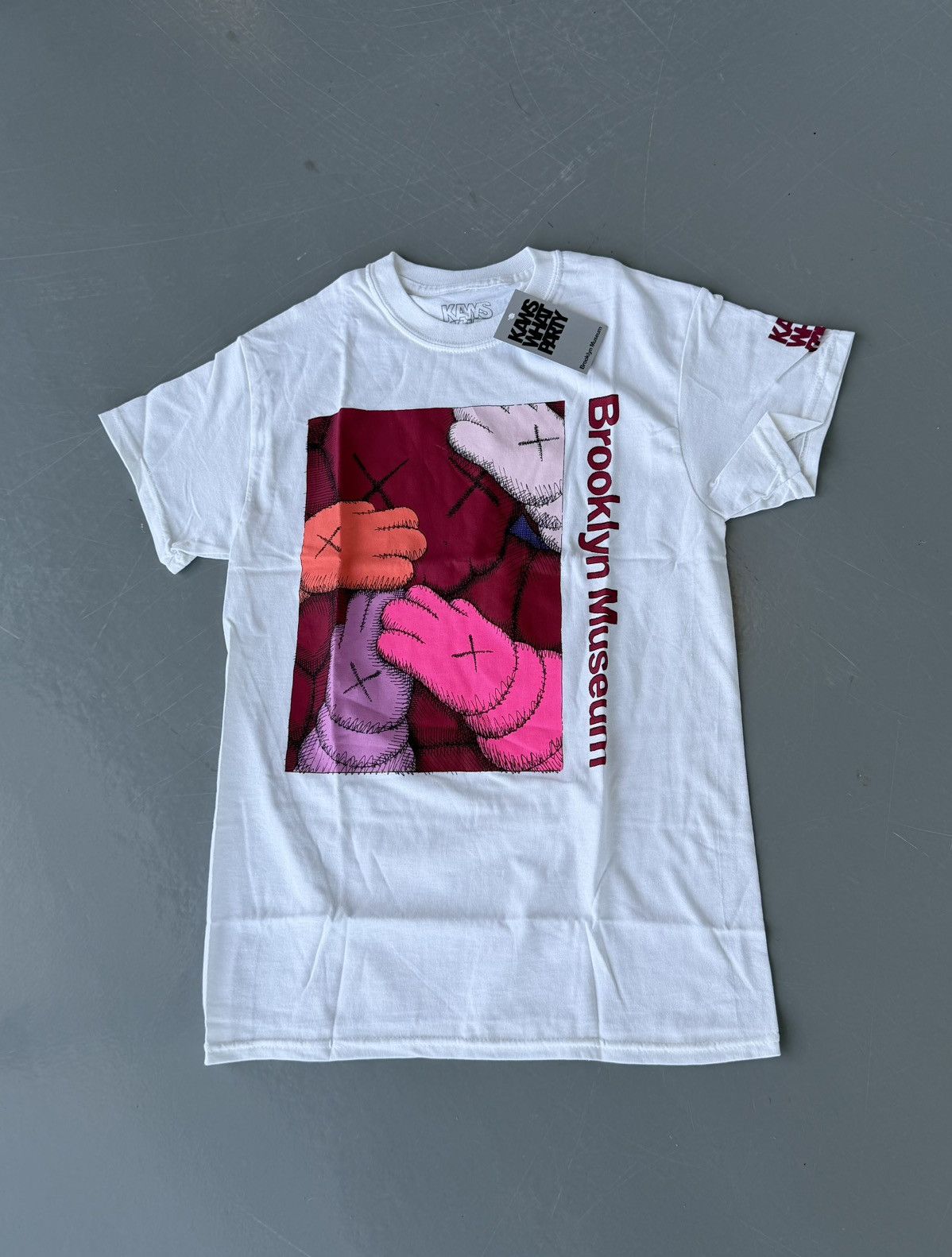 Kaws KAWS x Brooklyn Museum Tee (KAWS What Party) Size US S / EU 44-46 / 1 - 1 Thumbnail