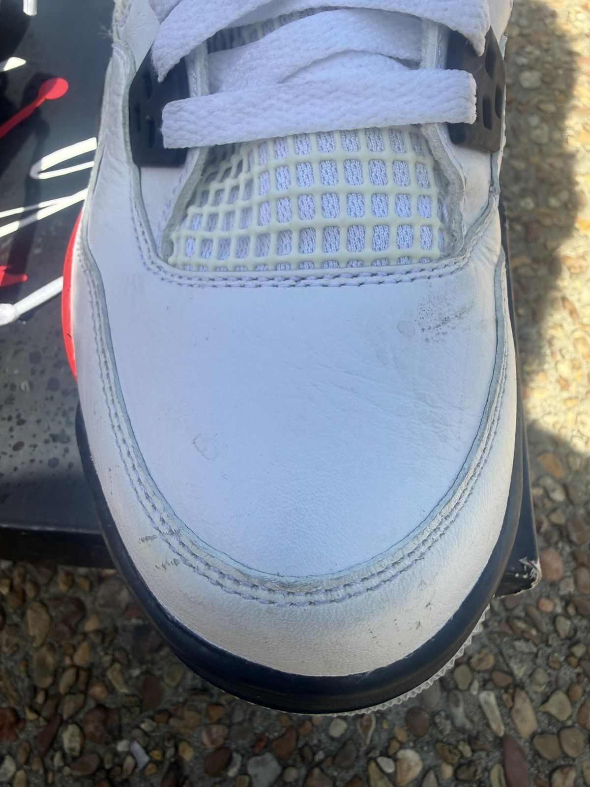 Jordan Brand Air Jordan 4 (Retro) (GS) Size US 7 / EU 40 - 6 Thumbnail