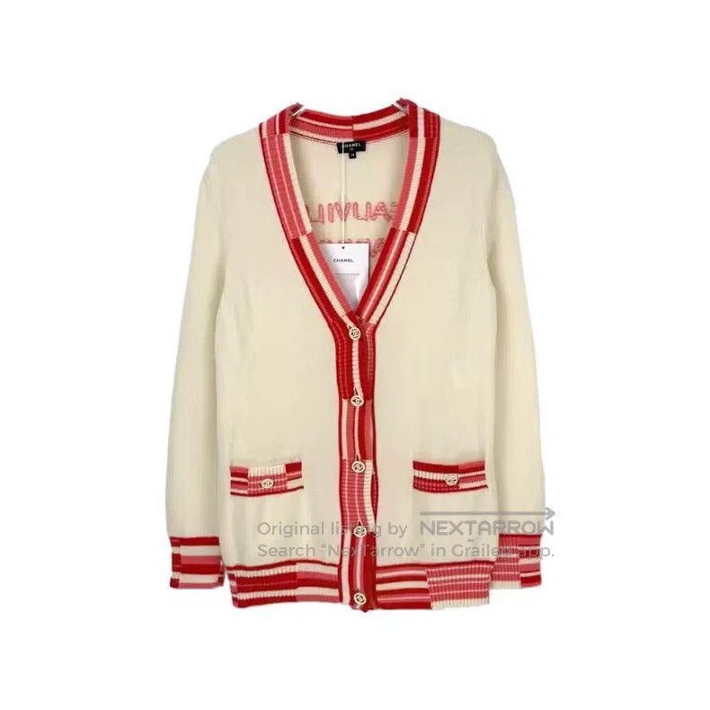 Chanel Chanel Red and white classic logo buttoned cashmere cardig Size XS / US 0-2 / IT 36-38 - 1 Thumbnail