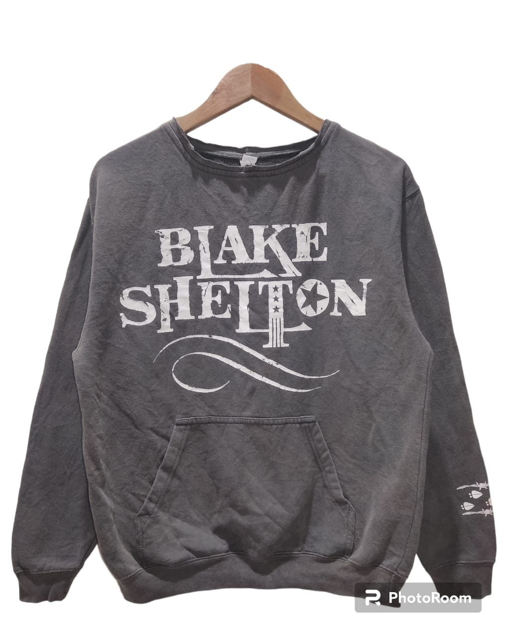 image of Band Tees Blake Shelton Band Sweatshirt in Grey, Men's (Size Medium)