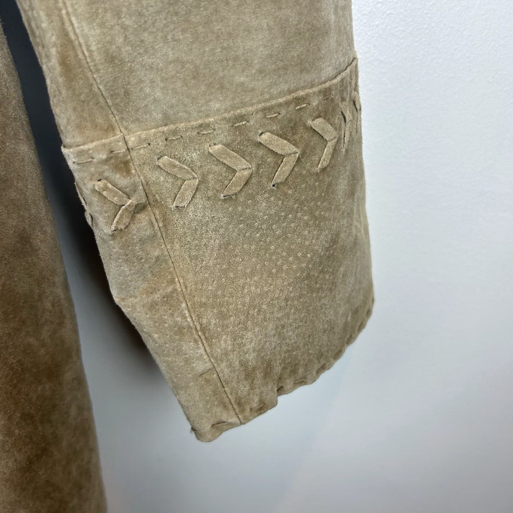 Vintage VINTAGE Donatella Sport Suede Leather Coat Woman L Long Beige Western Style Duster Size L / US 10 / IT 46 - 4 Thumbnail