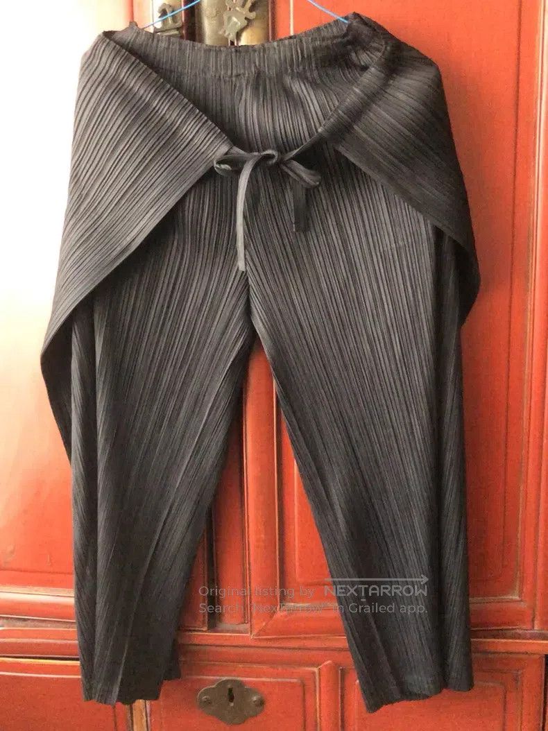 Issey Miyake Issey Miyake size:3 Ruffle Pants Size 22" - 1 Thumbnail