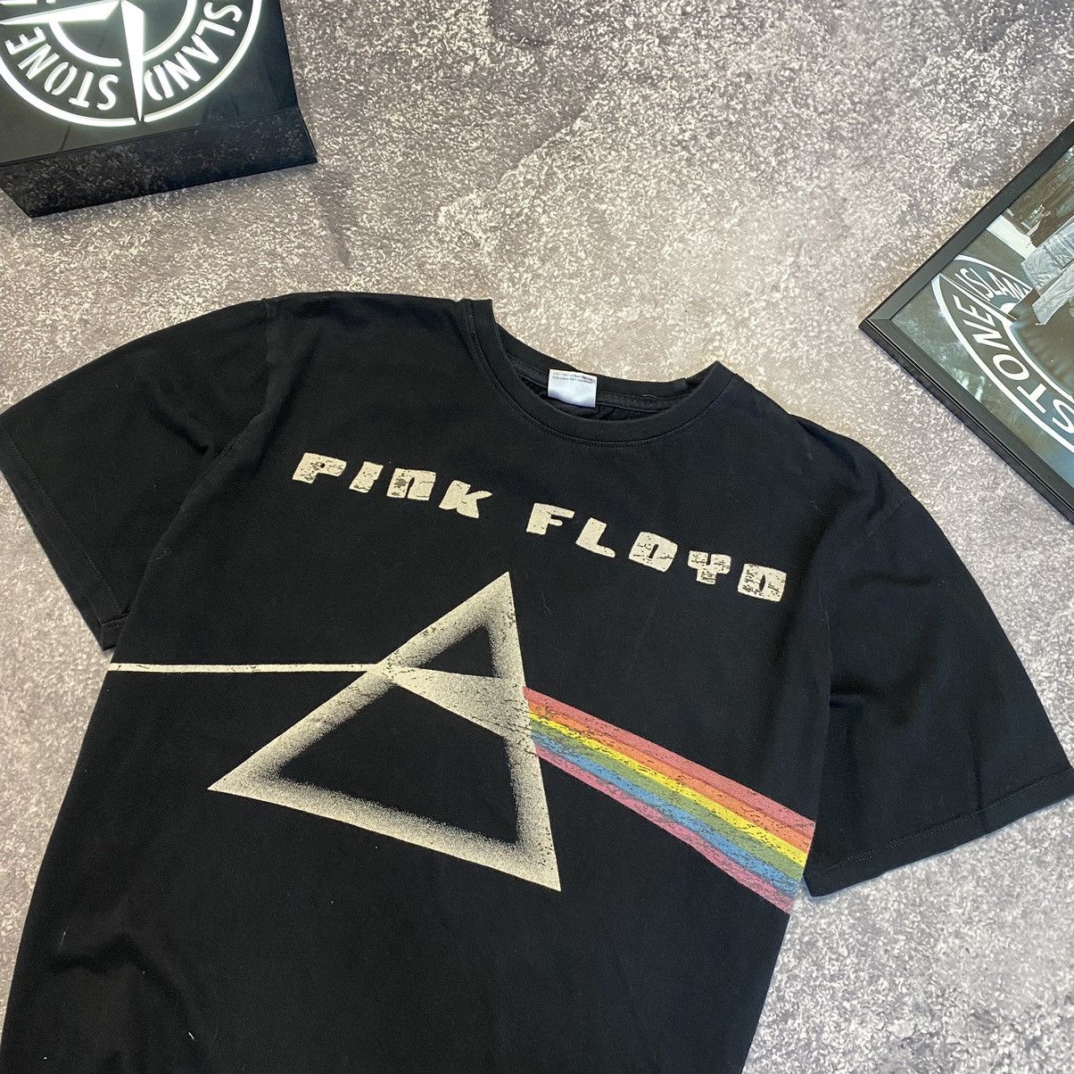 Band Tees Vintage Pink Floyd 2011 Big Graphic logo rock band tee Size US M / EU 48-50 / 2 - 3 Thumbnail