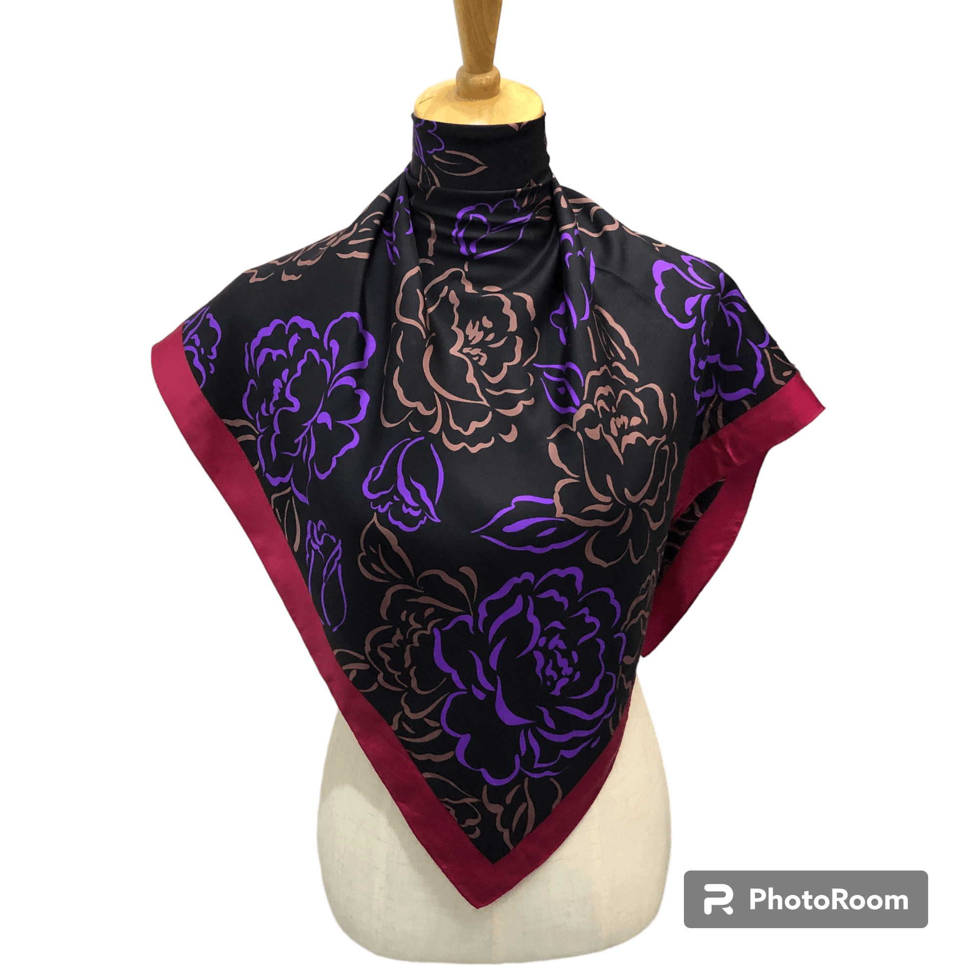 Vintage Vintage Luxury Floral Silk Scarf M1309 Size ONE SIZE - 1 Thumbnail